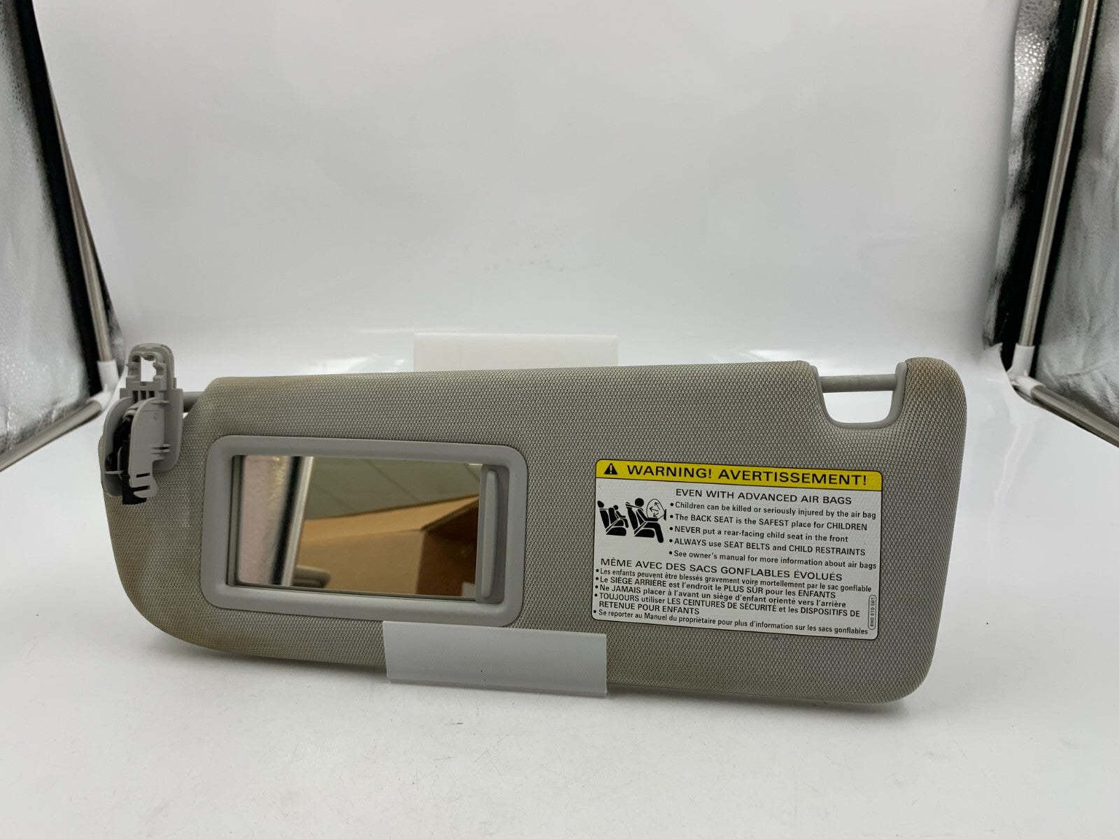 2013-2017 Audi A6 Driver Sun Visor Illuminated Gray OEM E02B21054