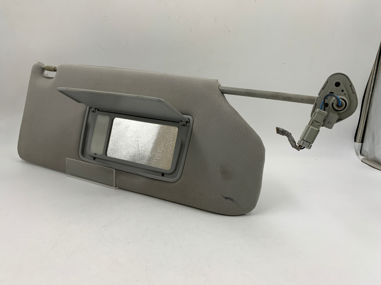 1999-2004 Honda Odyssey Passenger Sun Visor Illuminated Gray OEM D02B38023