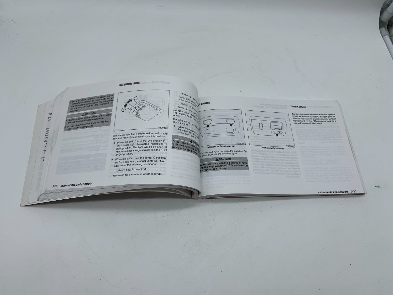 2003 Nissan Altima Owners Manual OEM C03B39005