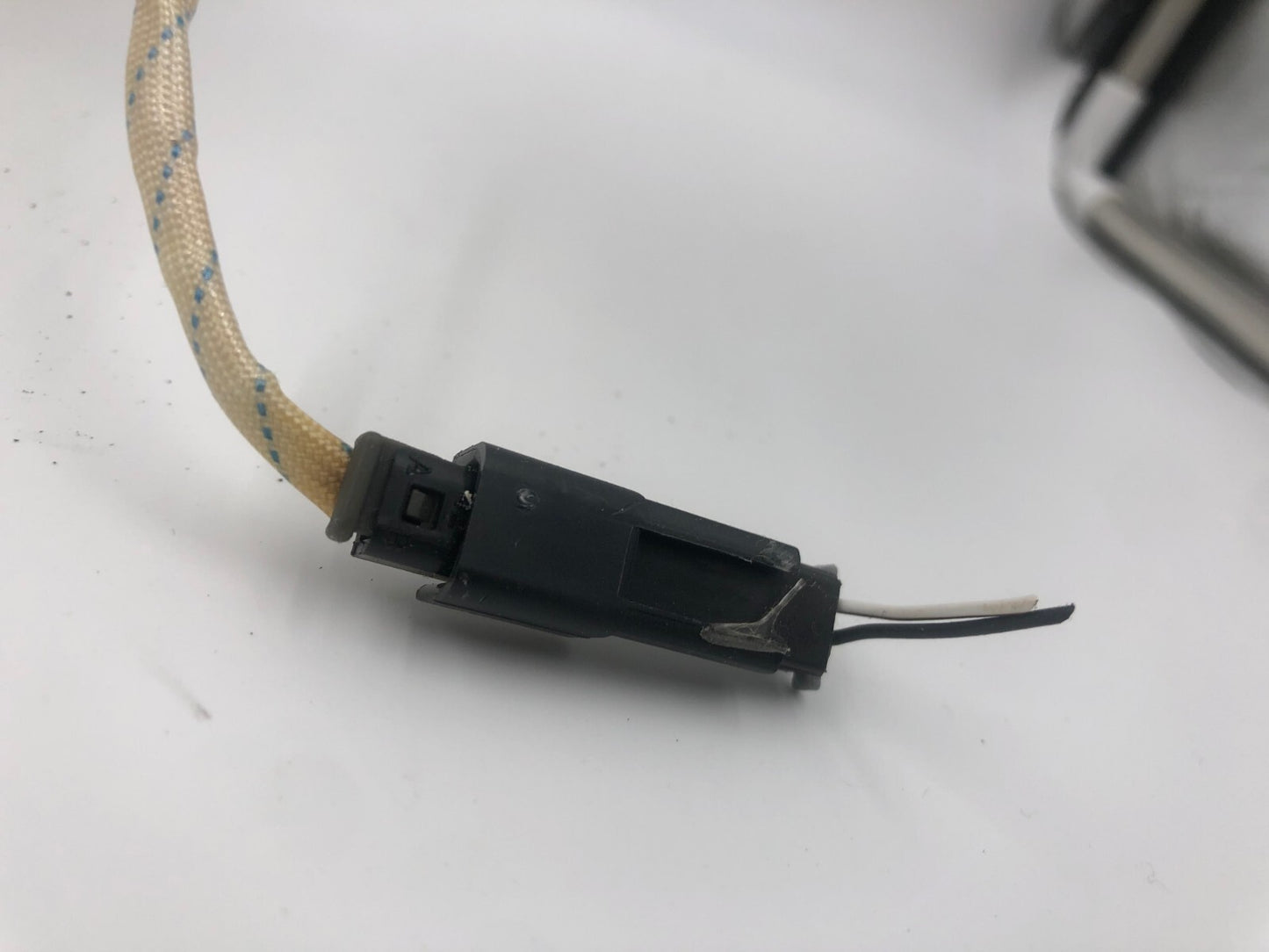 2021-2022 Chevrolet Trailblazer Passenger Sun Visor Gray OEM E02B39067