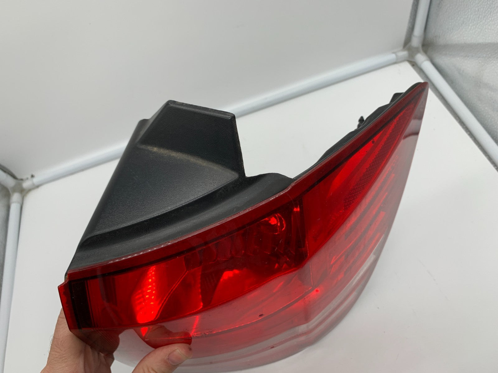 2009-2011 Dodge Journey Passenger Side Tail Light Tailight OEM