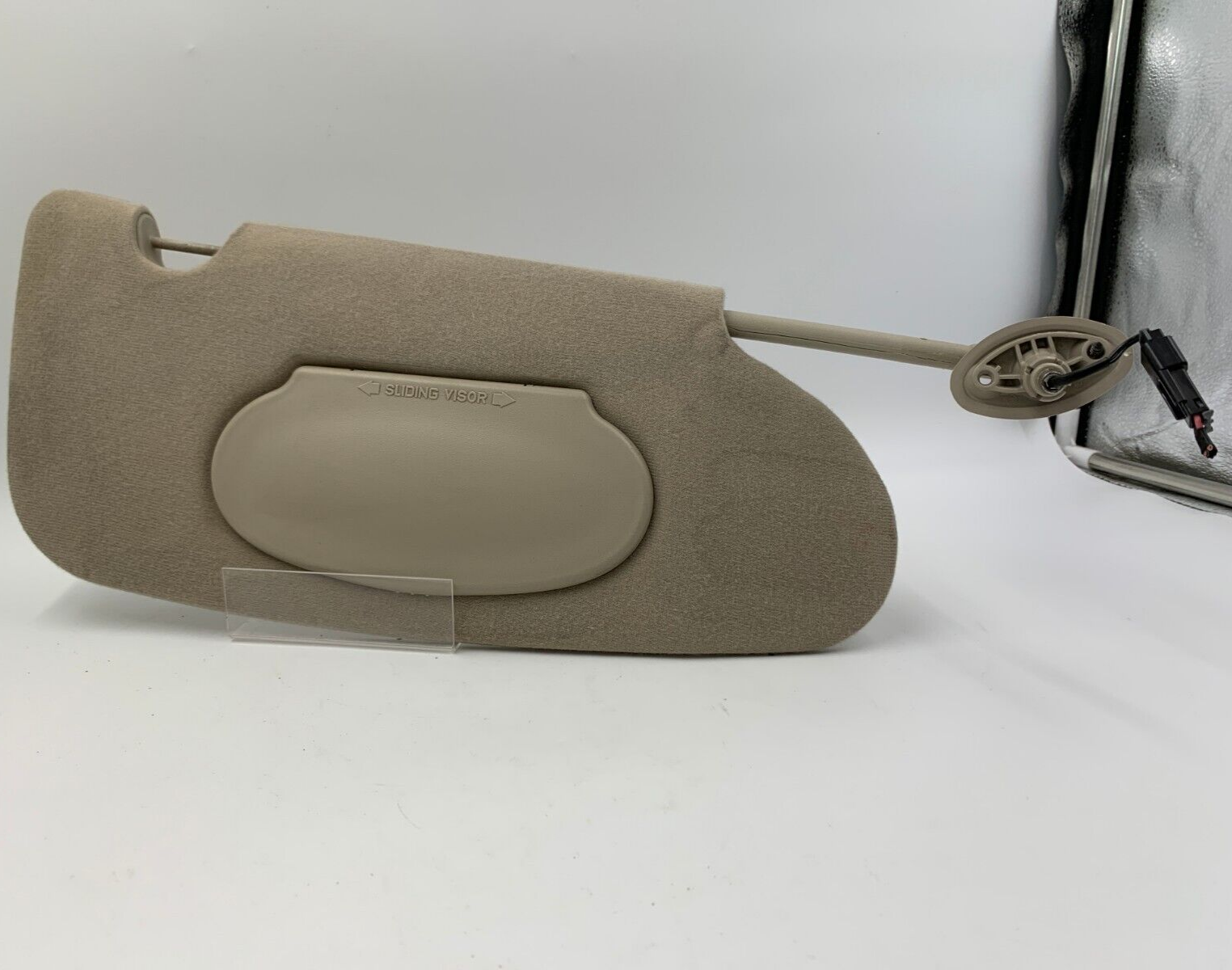 2001 Chrysler PT Cruiser Passenger Sun Visor Tan Illuminated OEM D03B29031