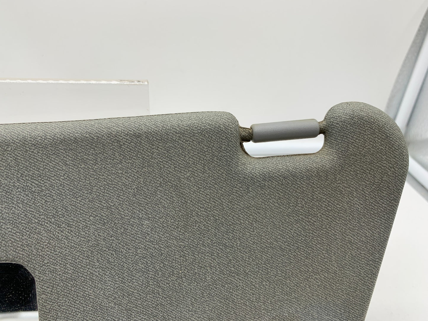 2005-2010 Pontiac Wave Driver Sun Visor Gray OEM B01B20102