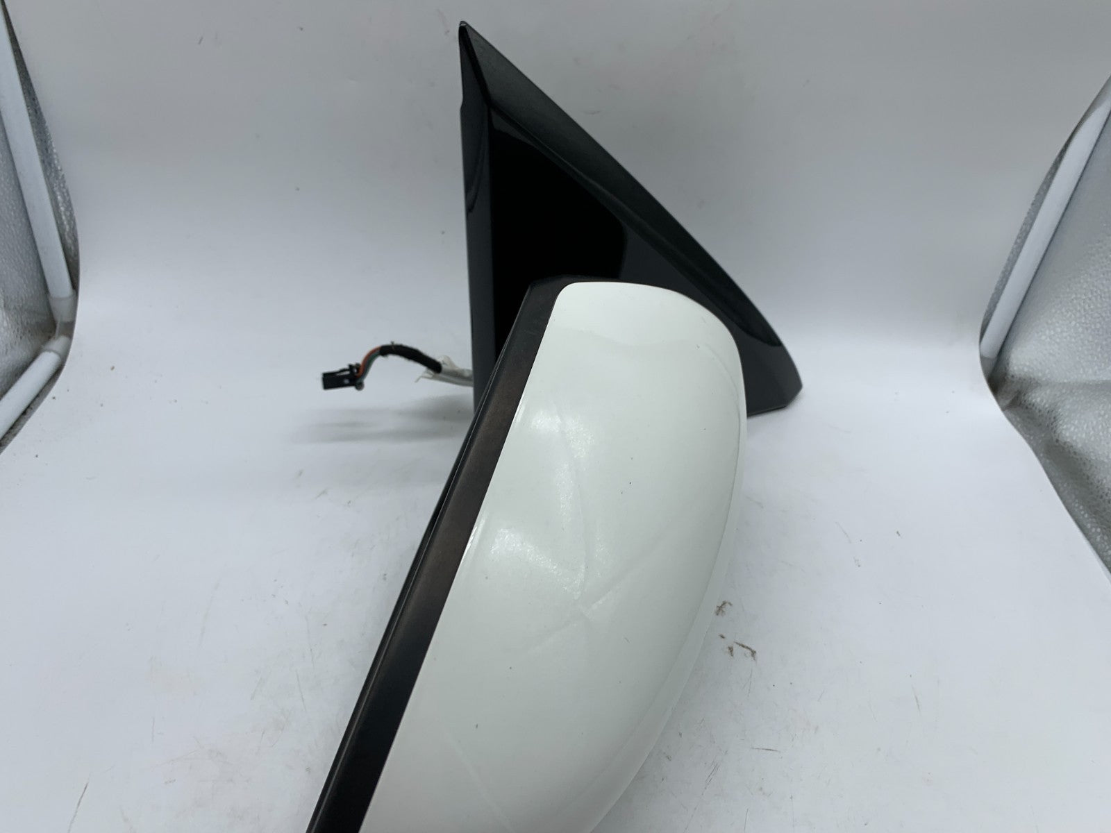 2017 Nissan Pathfinder Passenger Side Power Door Mirror White OEM C03B40002