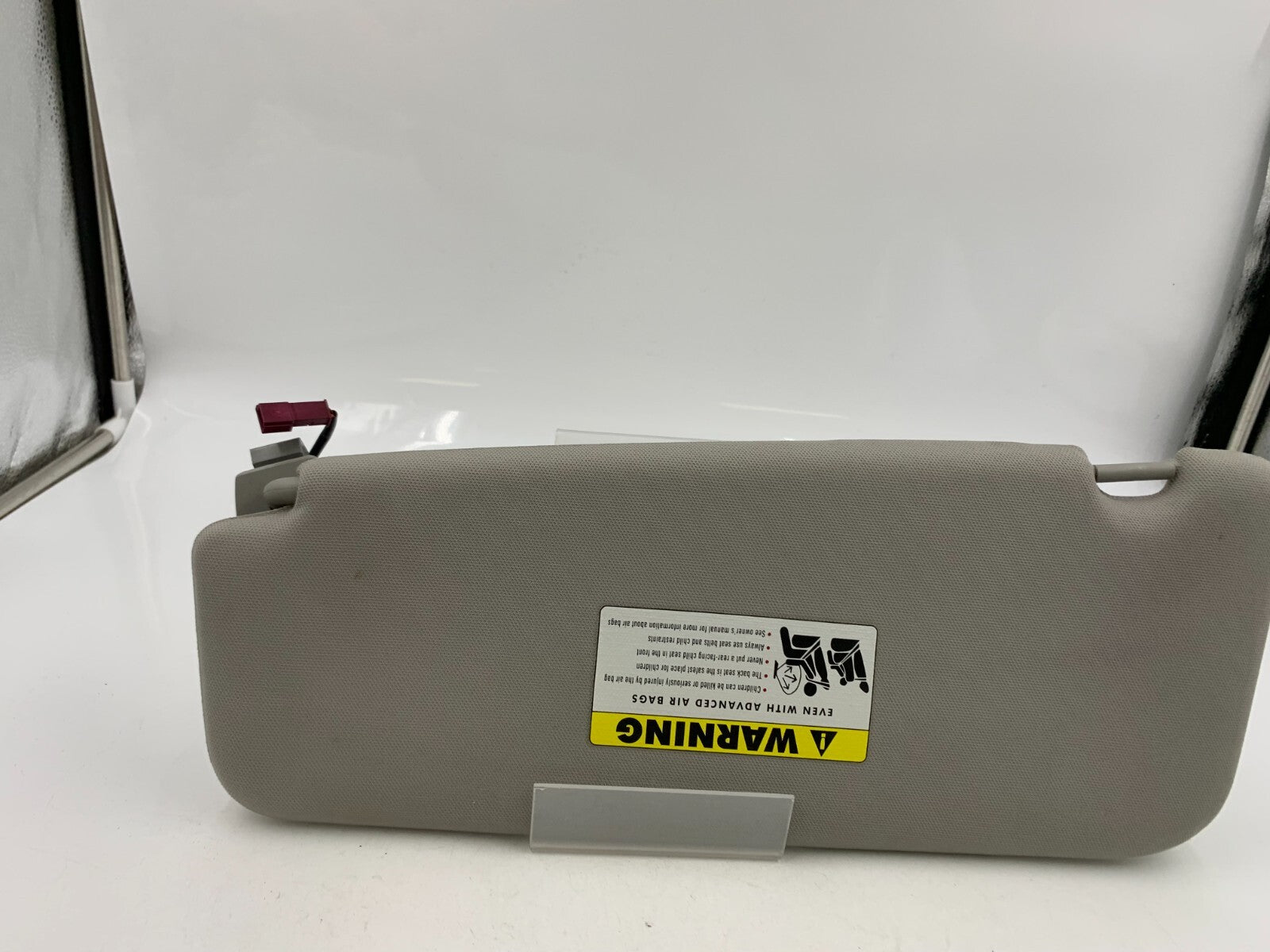 2006-2009 BMW 550i Passenger Sun Visor Gray Illuminated OEM C04B64008