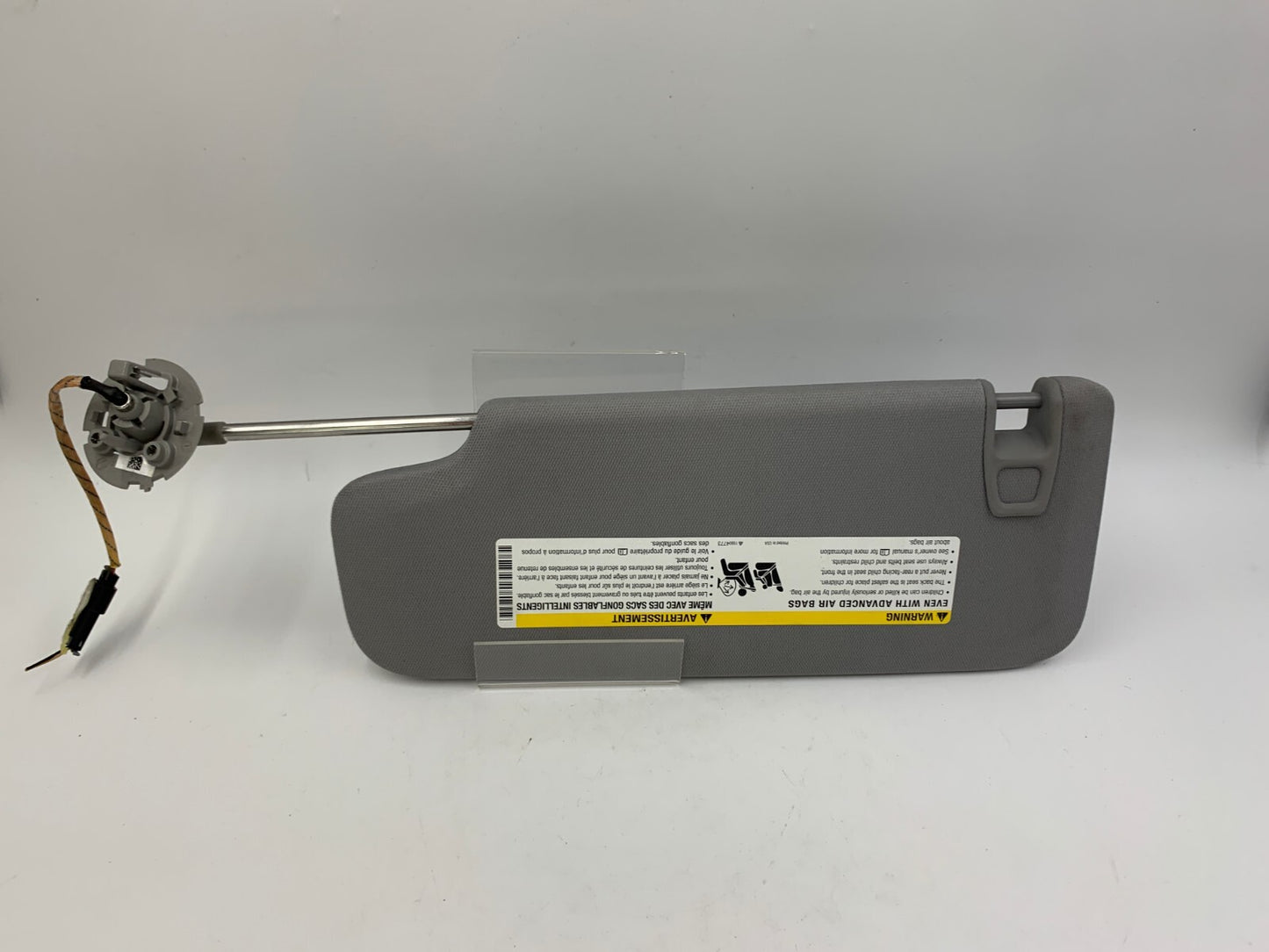 2016-2021 Chevrolet Malibu Passenger Sun Visor Illuminated OEM C02B32026