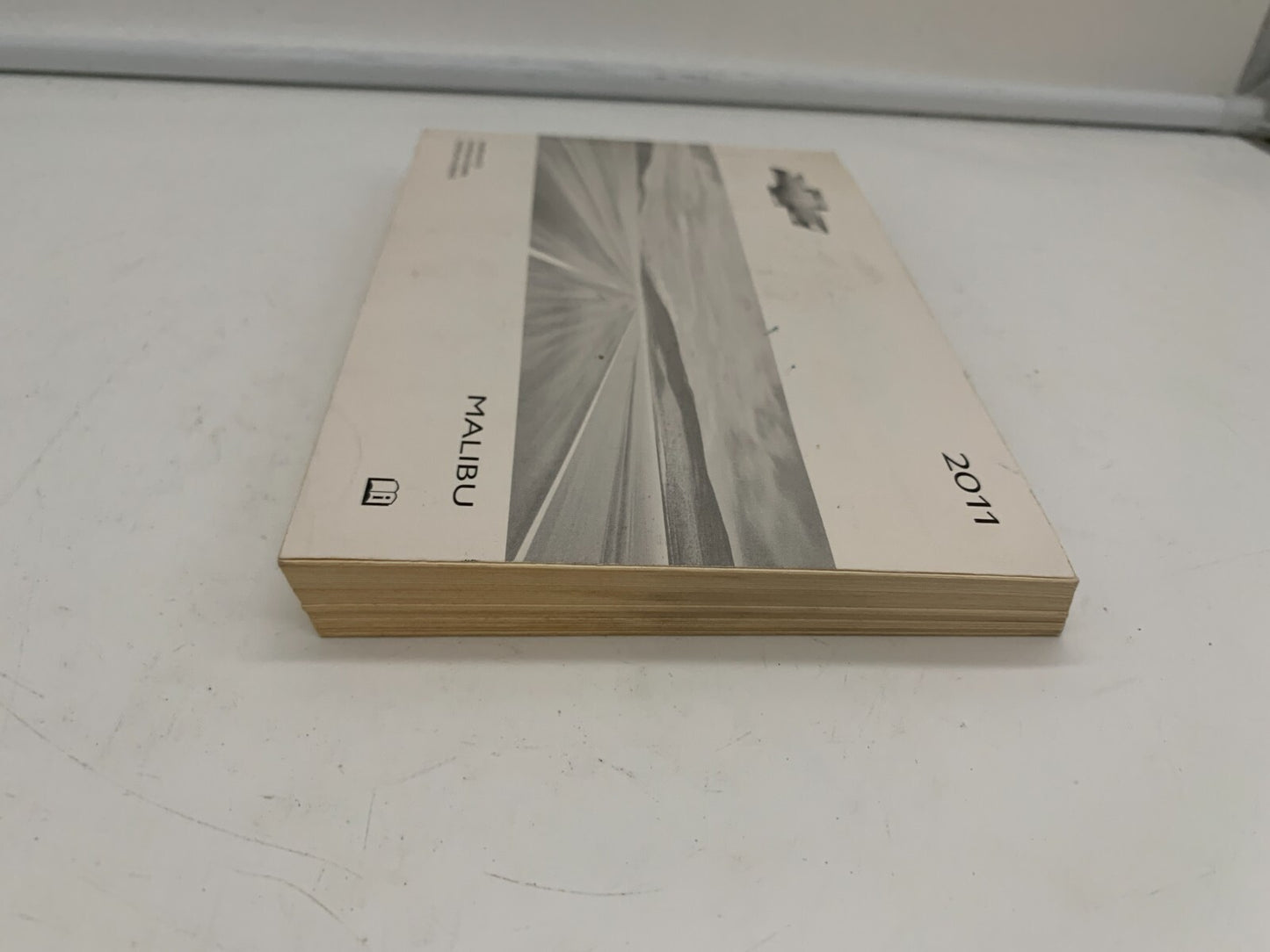 2011 Chevrolet Malibu Owners Manual OEM A03B42004