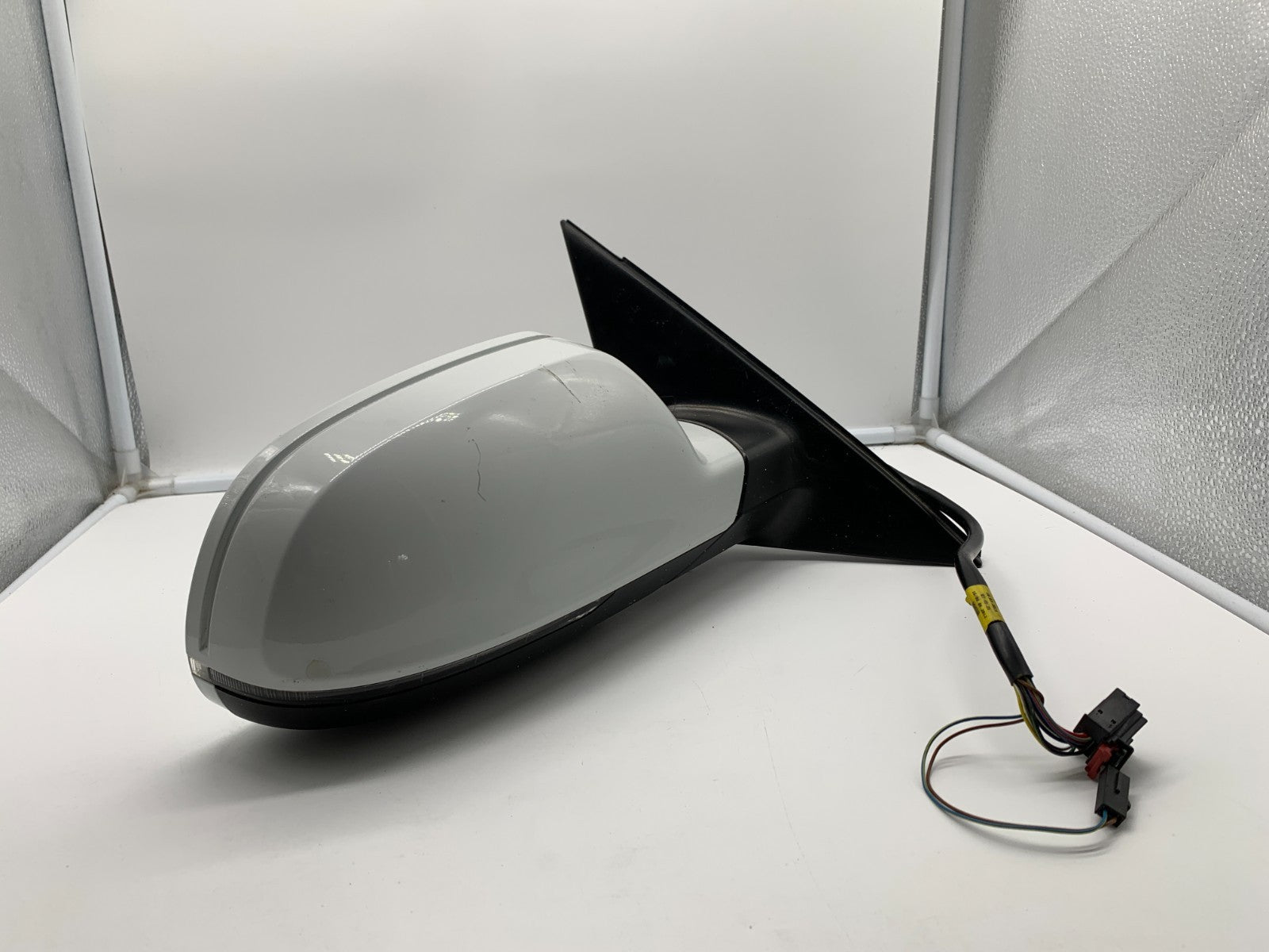 2010-2016 Audi A4 Passenger Side View Power Door Mirror White OEM B02B27005