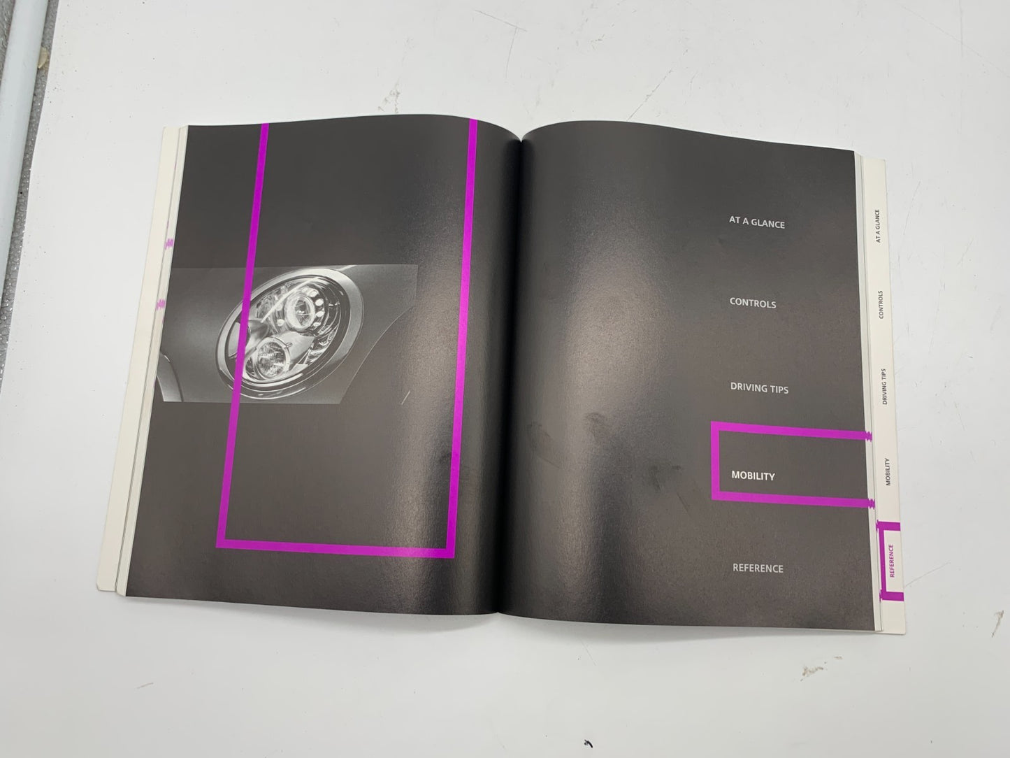 2009 Mini Convertible Owners Manual Set Incudes Case OEM A03B15007