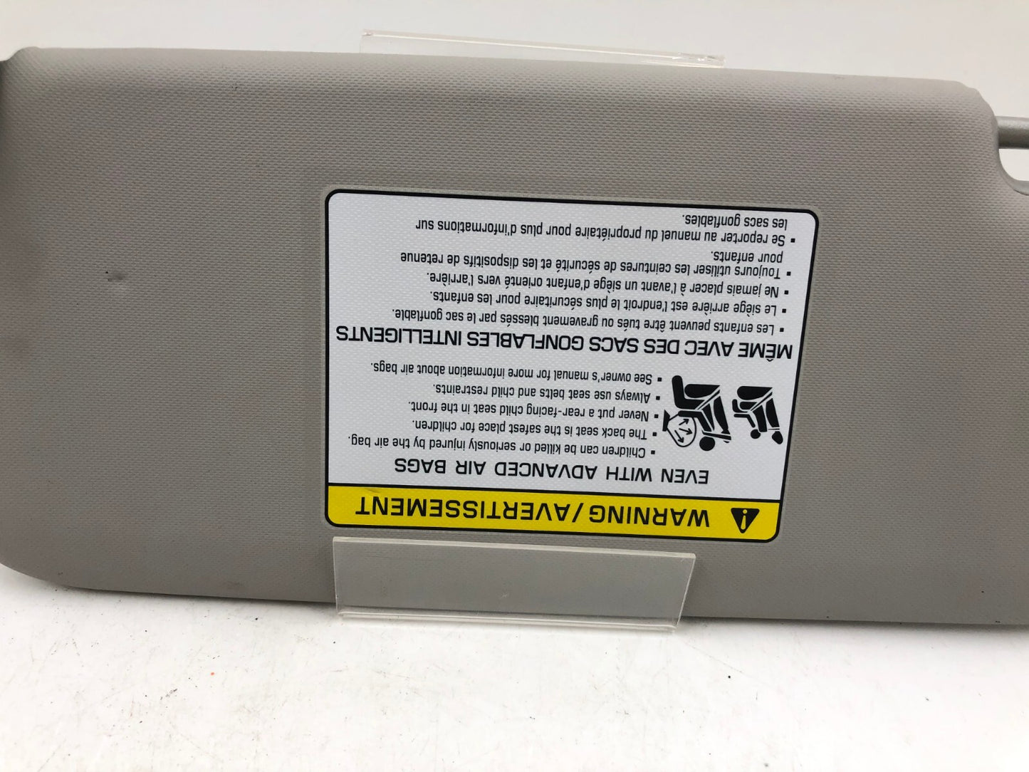 2017-2018 Kia Forte Passenger Sun Visor Gray OEM D04B08006