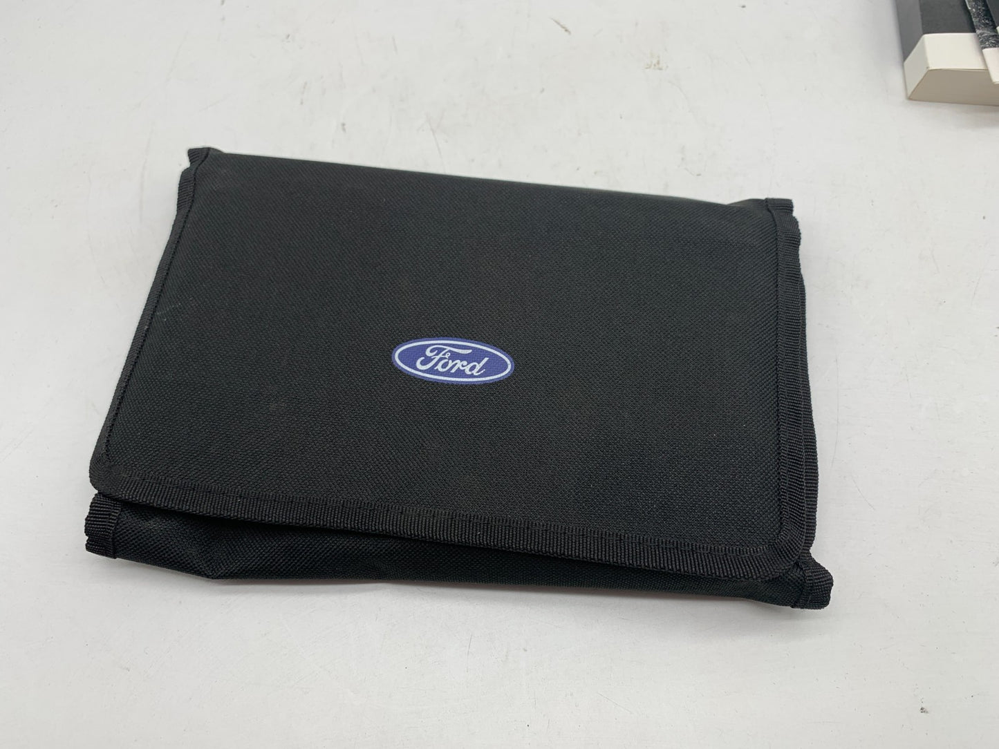 2019 Ford Explorer Owners Manual Set with Case OEM D03B37005