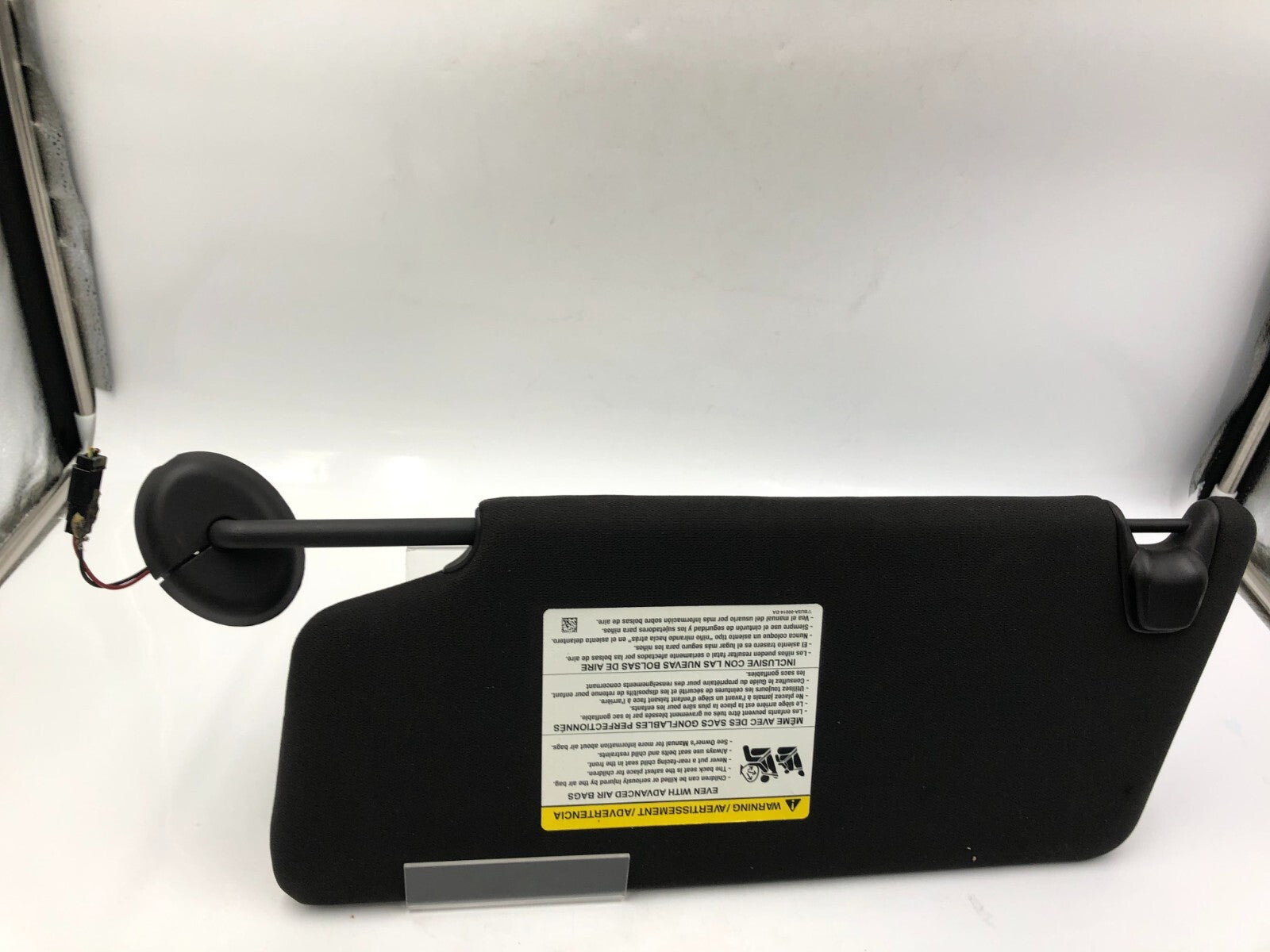 2011-2015 Ford Explorer Passenger Sun Visor Black Illuminated OEM E03B45063