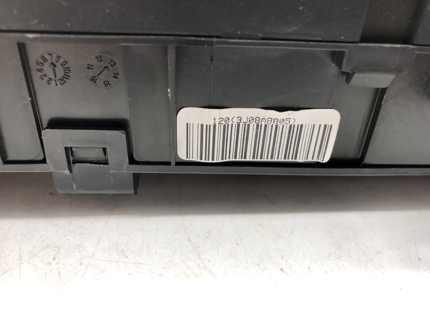 2013-2014 Chevrolet Captiva Speedometer Instrument Cluster 39000 Miles A02B04005