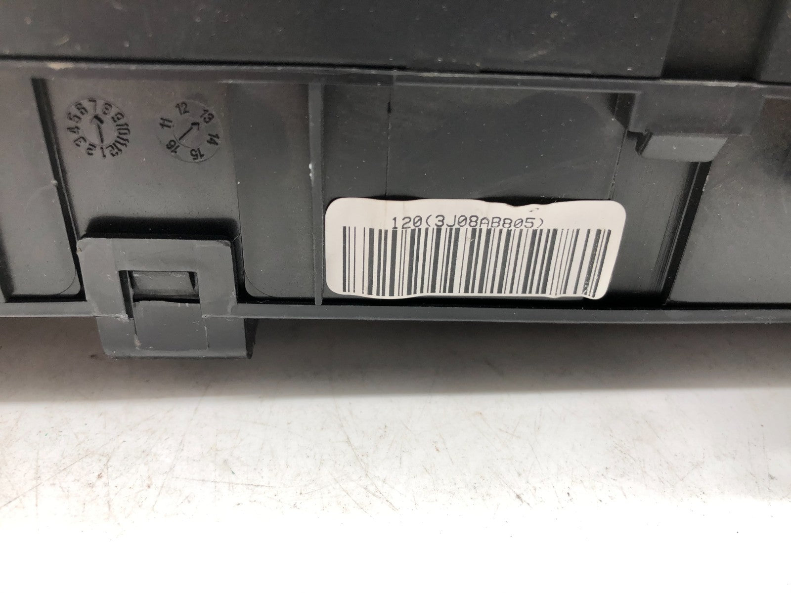 2013-2014 Chevrolet Captiva Speedometer Instrument Cluster 39000 Miles A02B04005