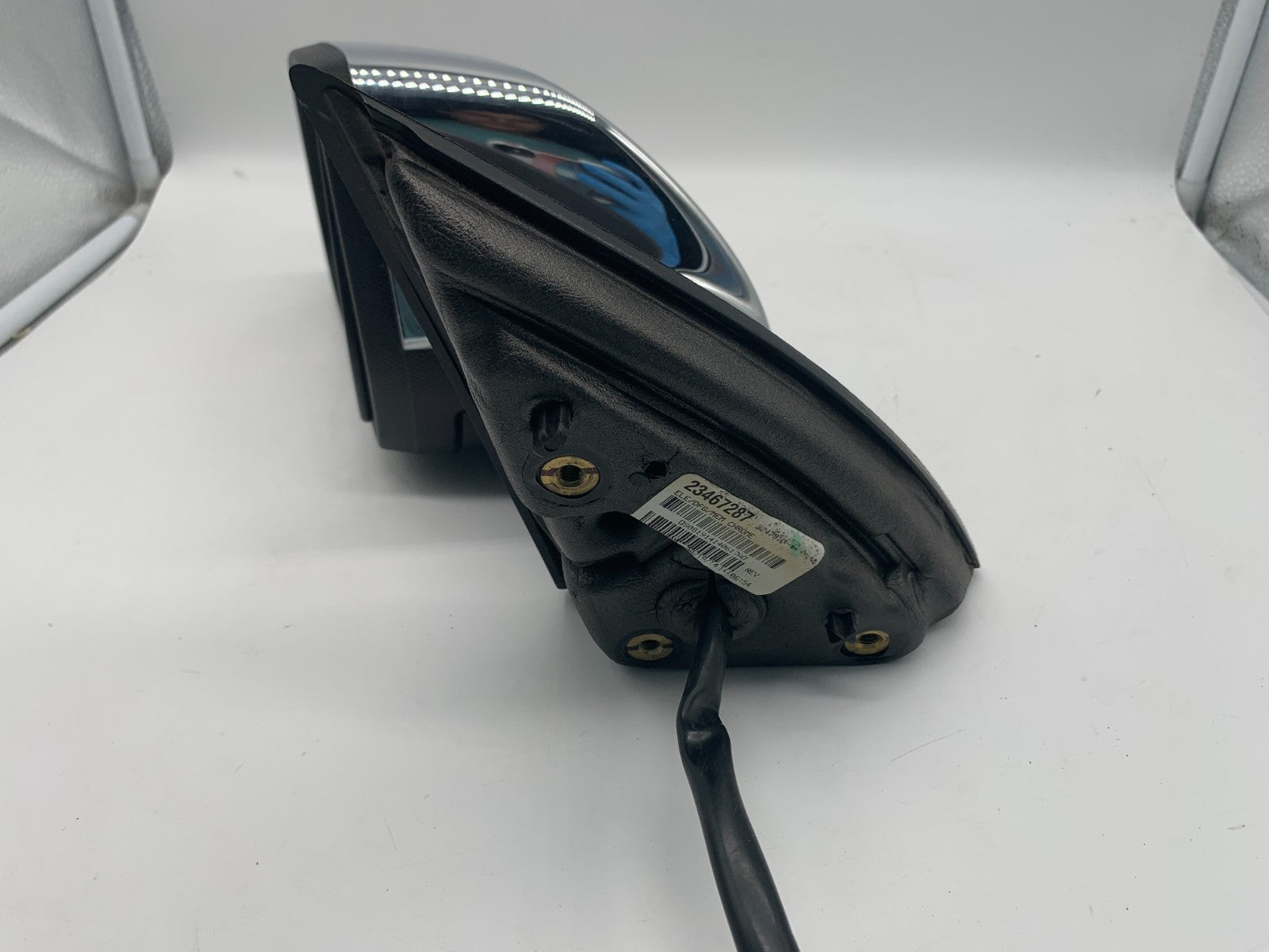 2015-2017 GMC Terrain Driver View Power Door Mirror Chrome OEM C01B13037