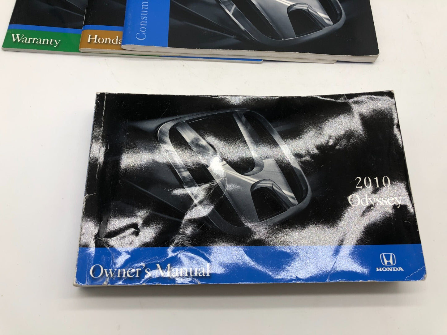 2010 Honda Odyssey Owners Manual Set with Case OEM A02B05009