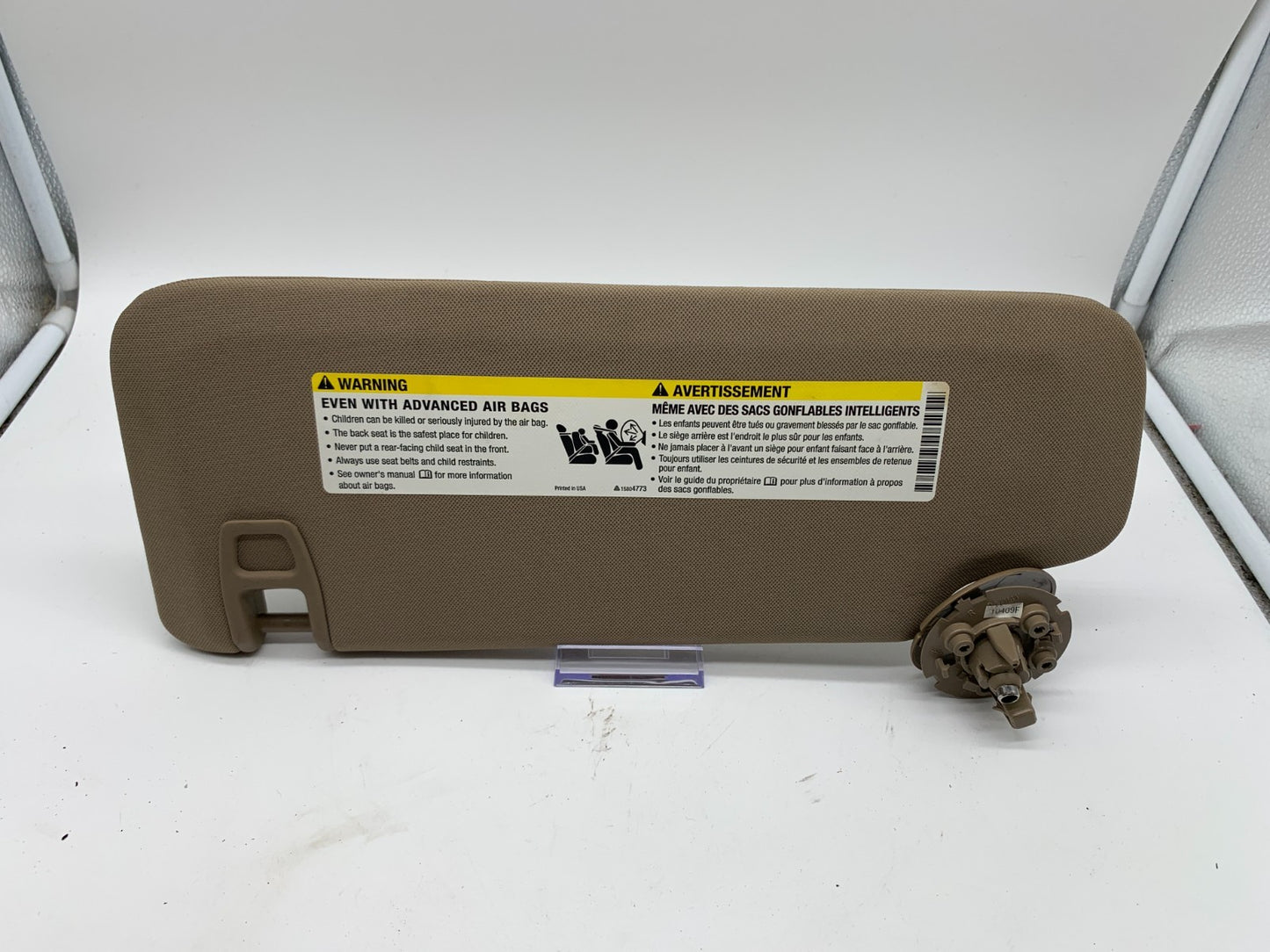 2004-2012 Chevrolet Malibu Passenger Sun Visor Brown OEM B02B27014
