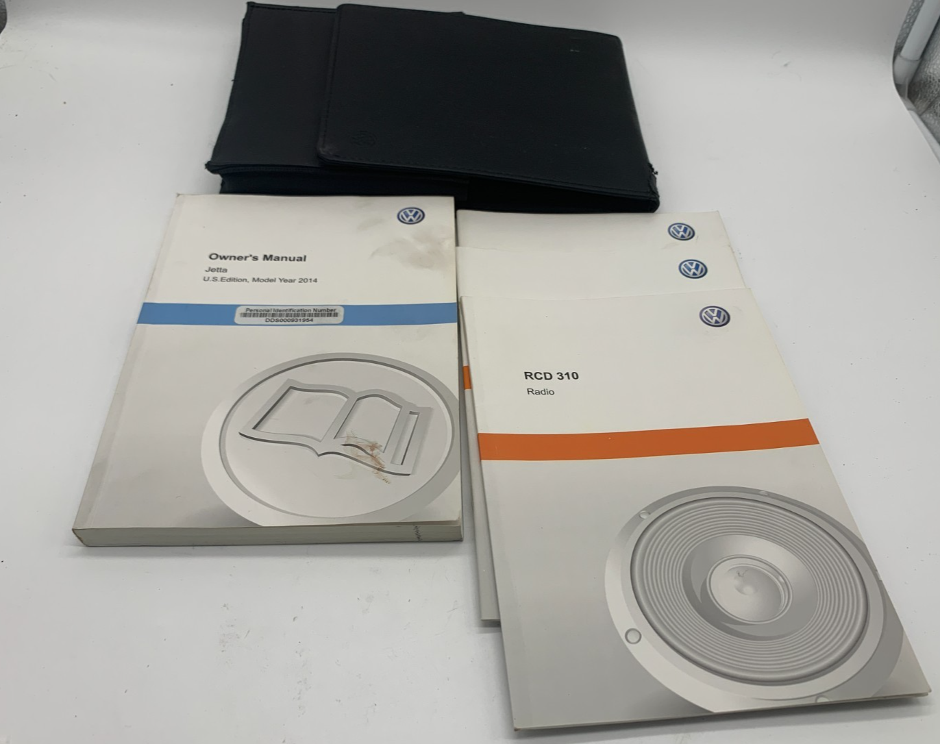 2014 Volkswagen Jetta Owners Manual Set with Case OEM A02B48075