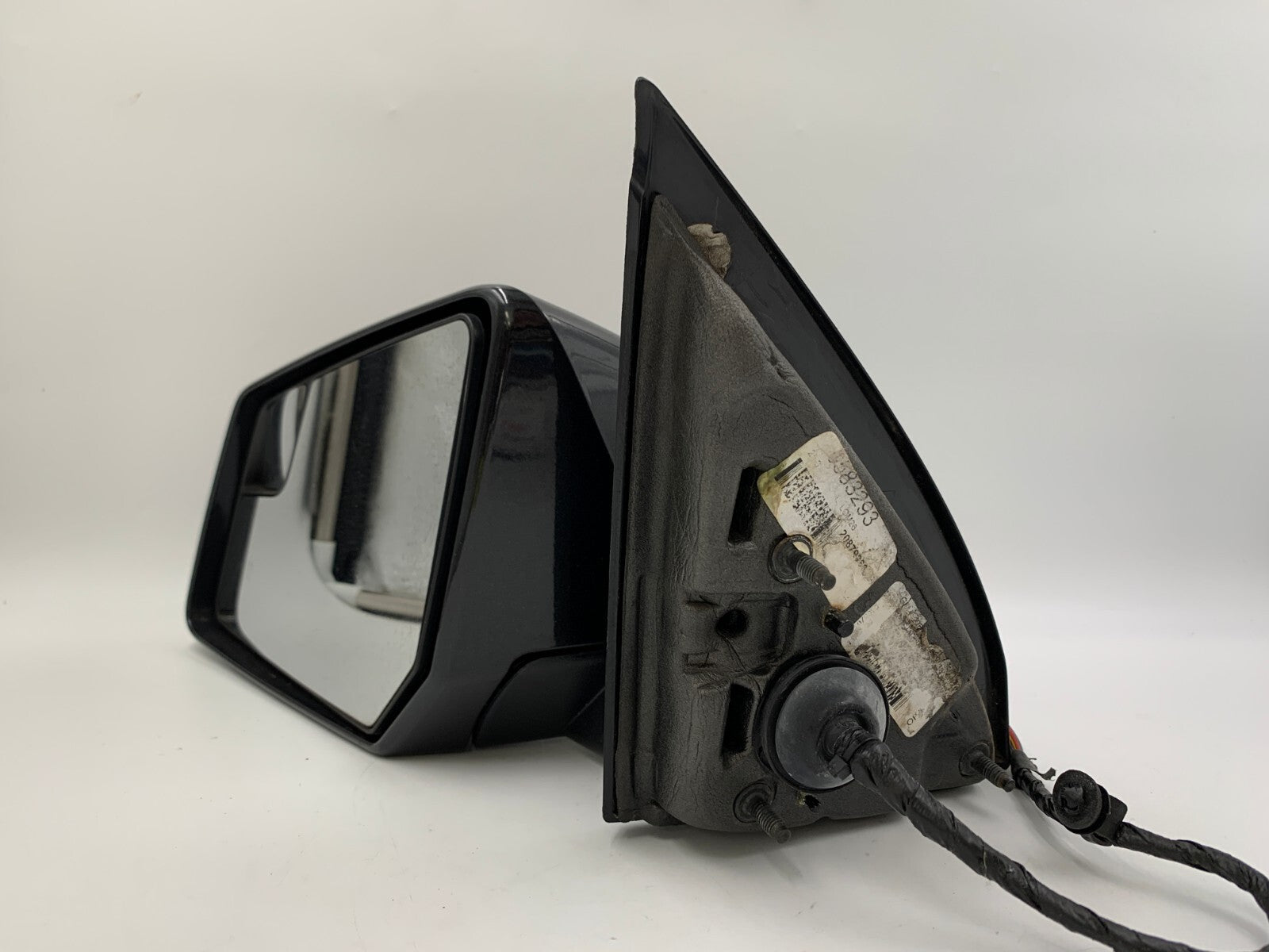 2009-2014 Chevrolet Traverse Driver Power Door Mirror Black OEM B02B54001