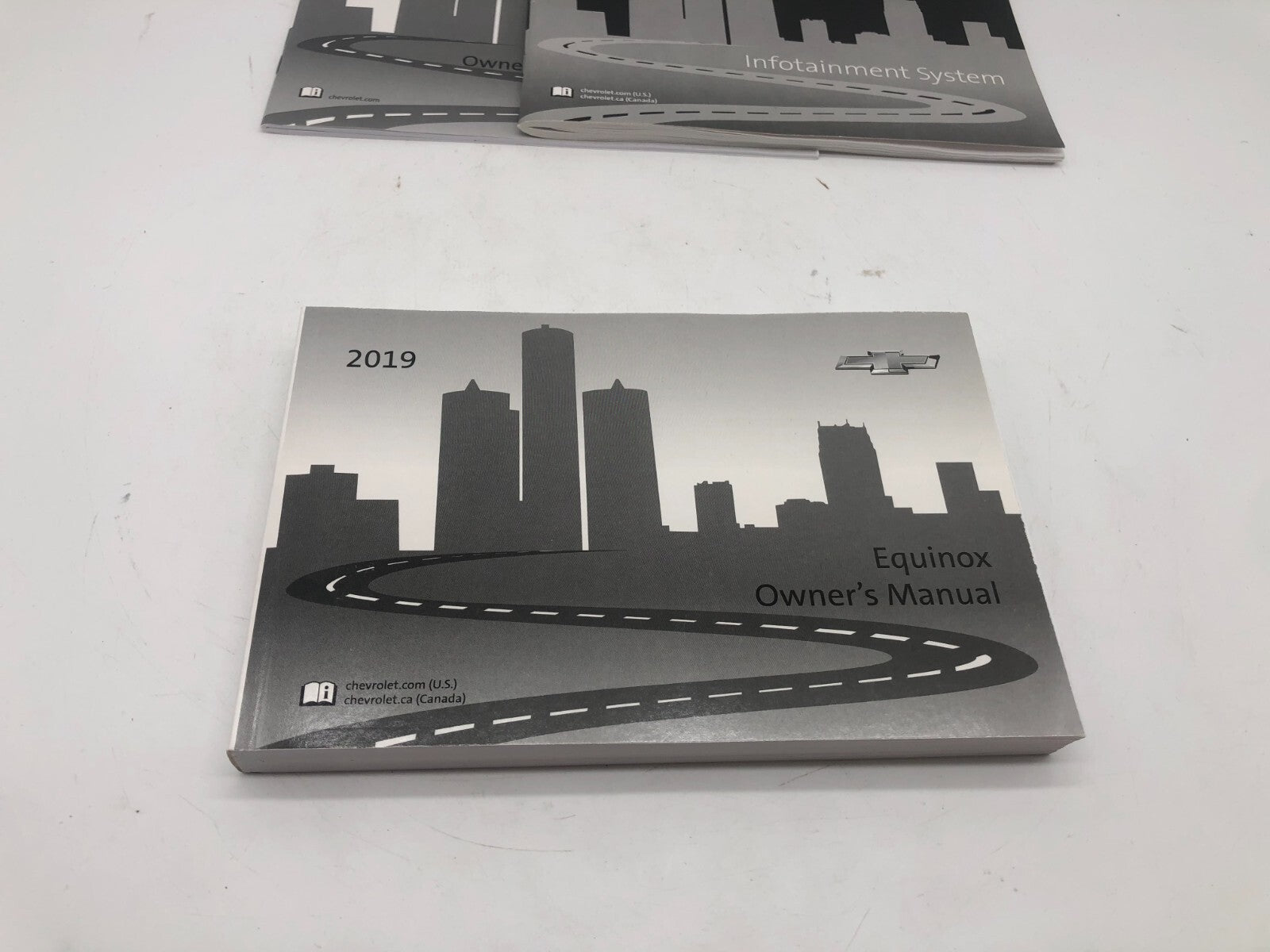 2019 Chevrolet Equinox Owners Manual Set OEM A01B41002