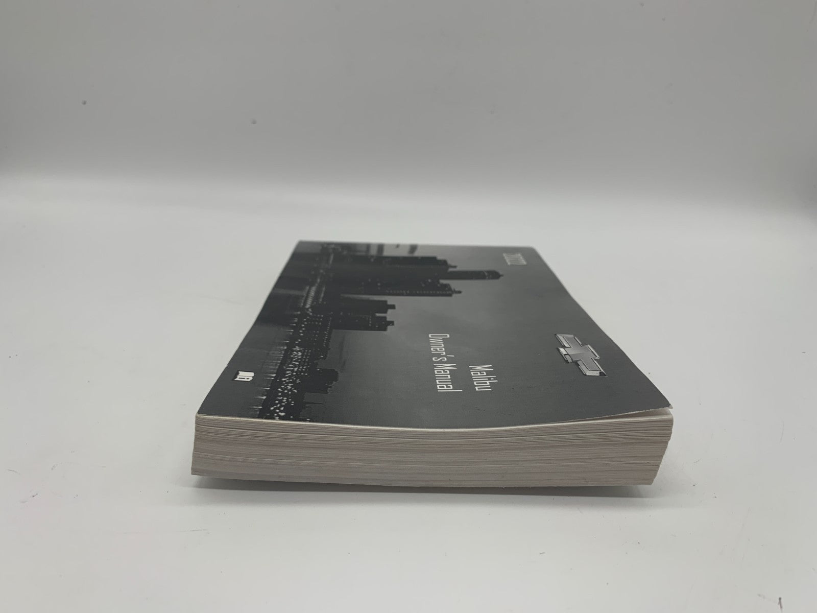 2022 Chevrolet Malibu Owners Manual Set OEM A02B32095