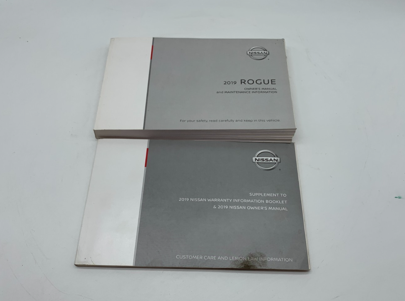 2019 Nissan Rogue Owners Manual Set OEM C03B08007
