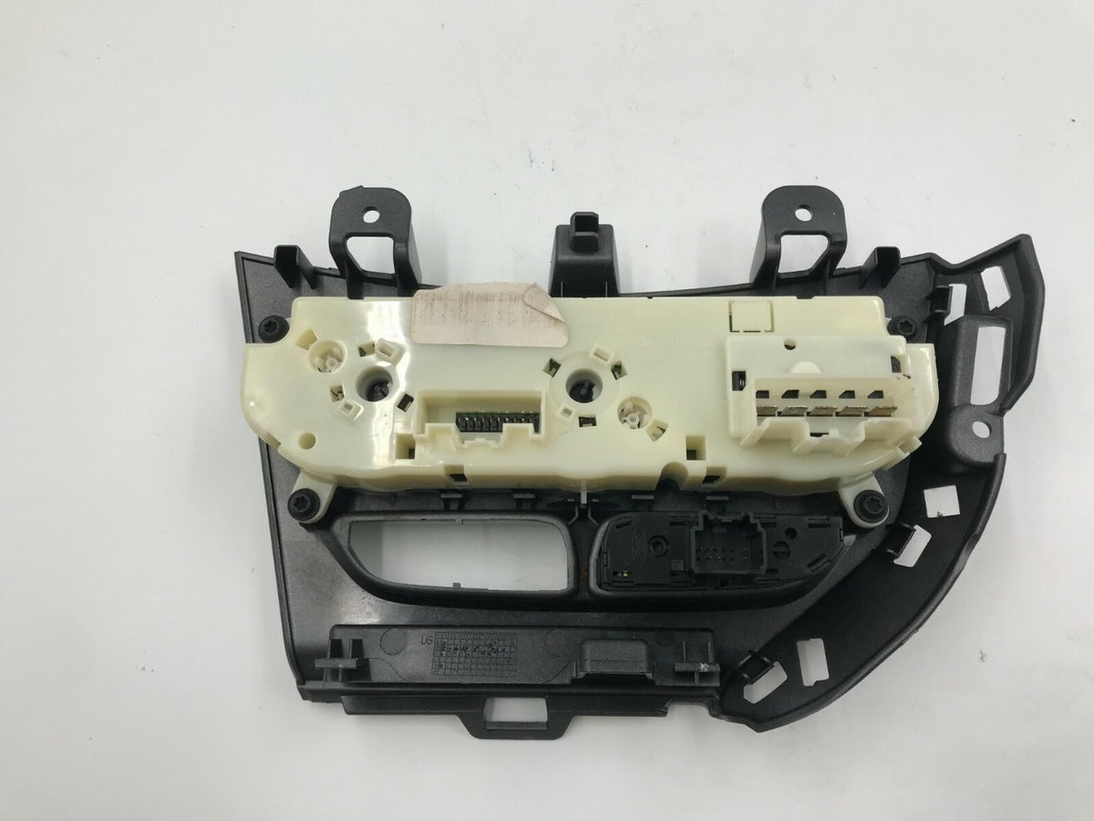 2013-2014 Ford Focus AC Heater Climate Control Unit OEM D02B16010