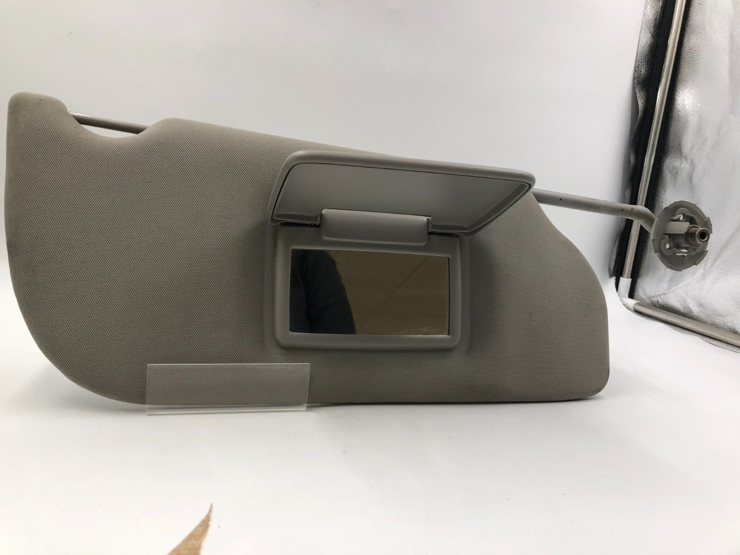 2005-2009 Chevrolet Uplander Passenger Sun Visor Gray OEM C04B66002