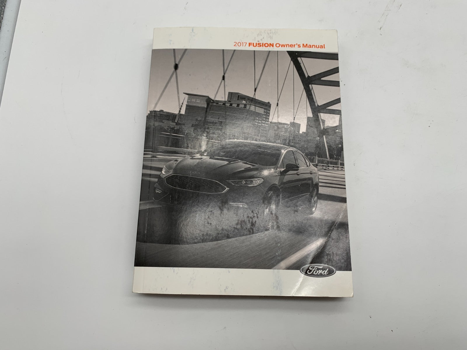 2017 Ford Fusion Owners Manual Set with Case OEM C01B31011