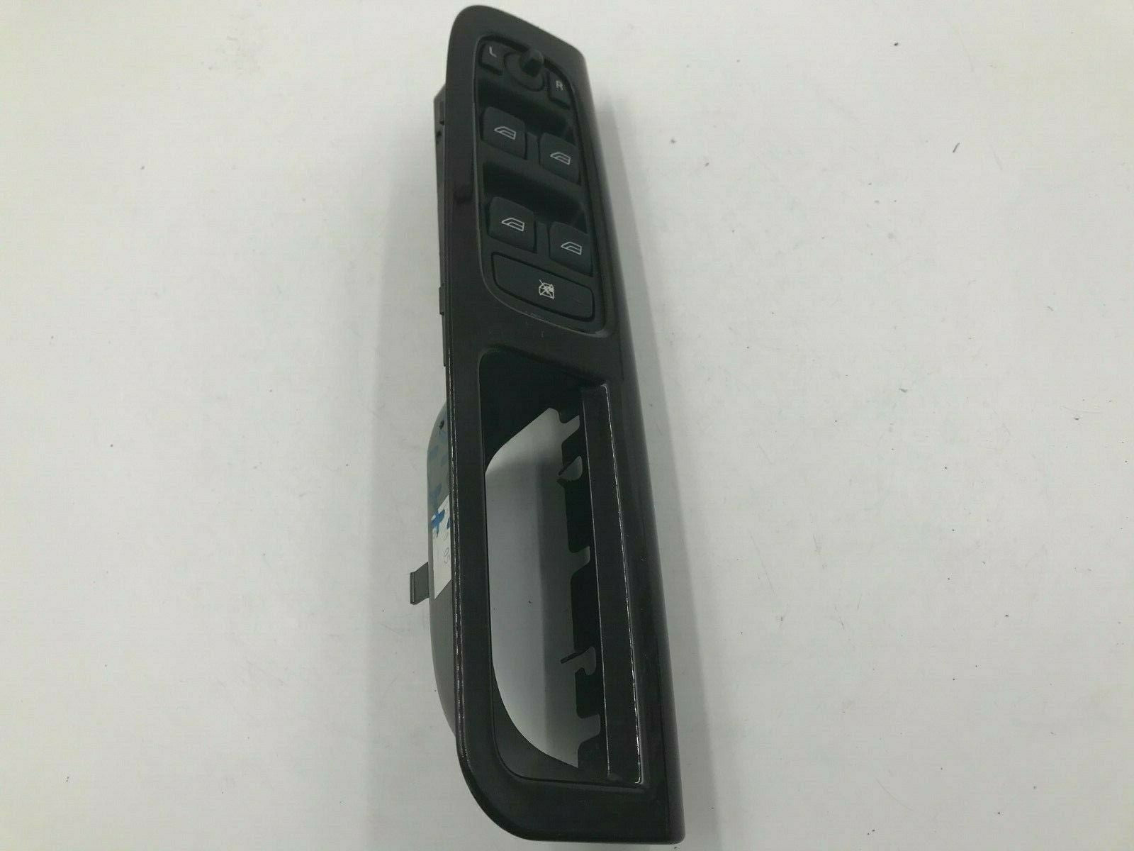 2004-2006 Volvo 40 Series Master Power Window Switch OEM D02B36013