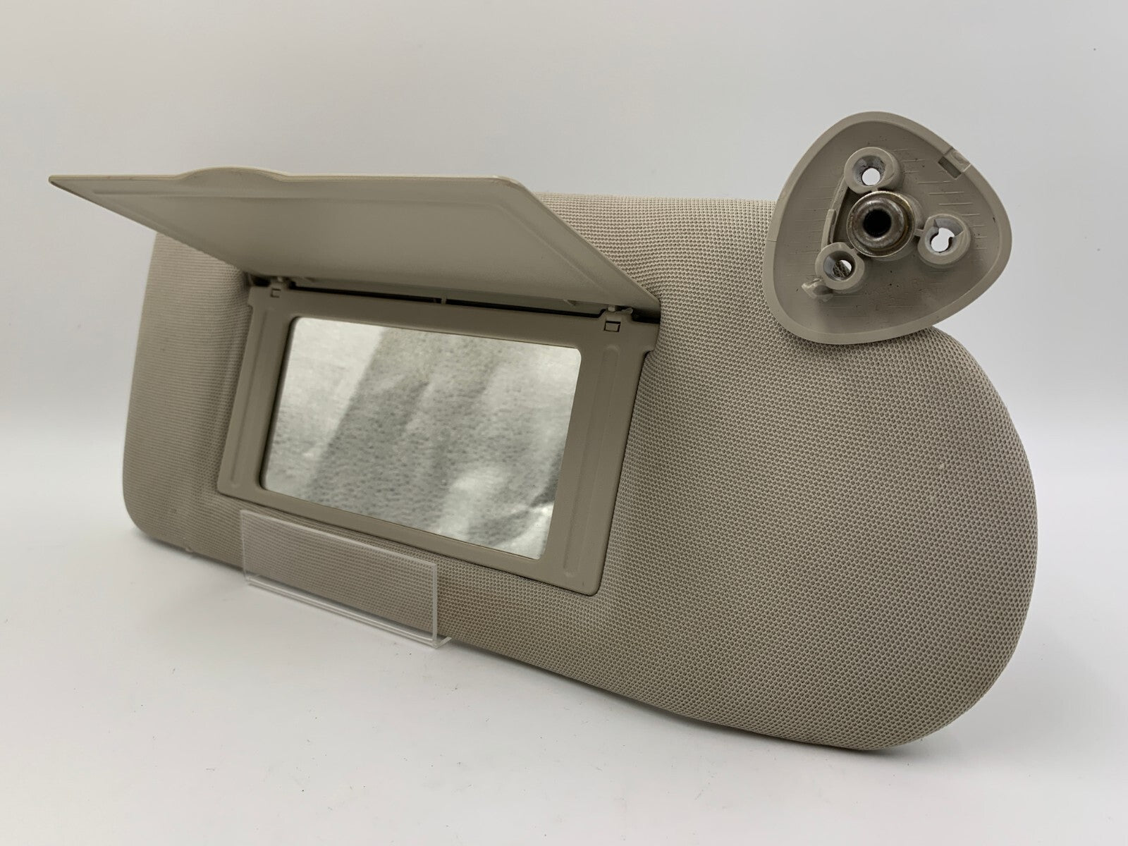 2005-2008 Pontiac Grand Prix Passenger Sun Visor Gray OEM C02B40029