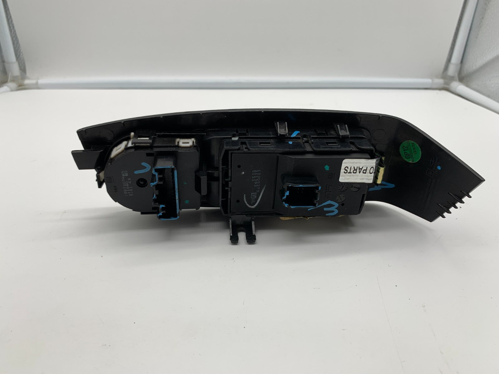 2014-2016 Chevrolet Malibu Master Power Window Switch OEM C04B20024