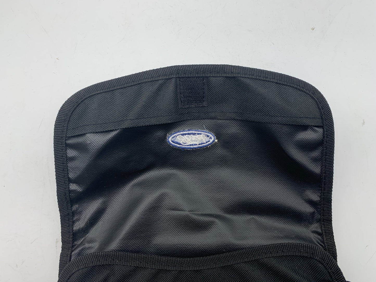 2014 Ford Taurus Owners Manual Set with Case OEM B04B23024