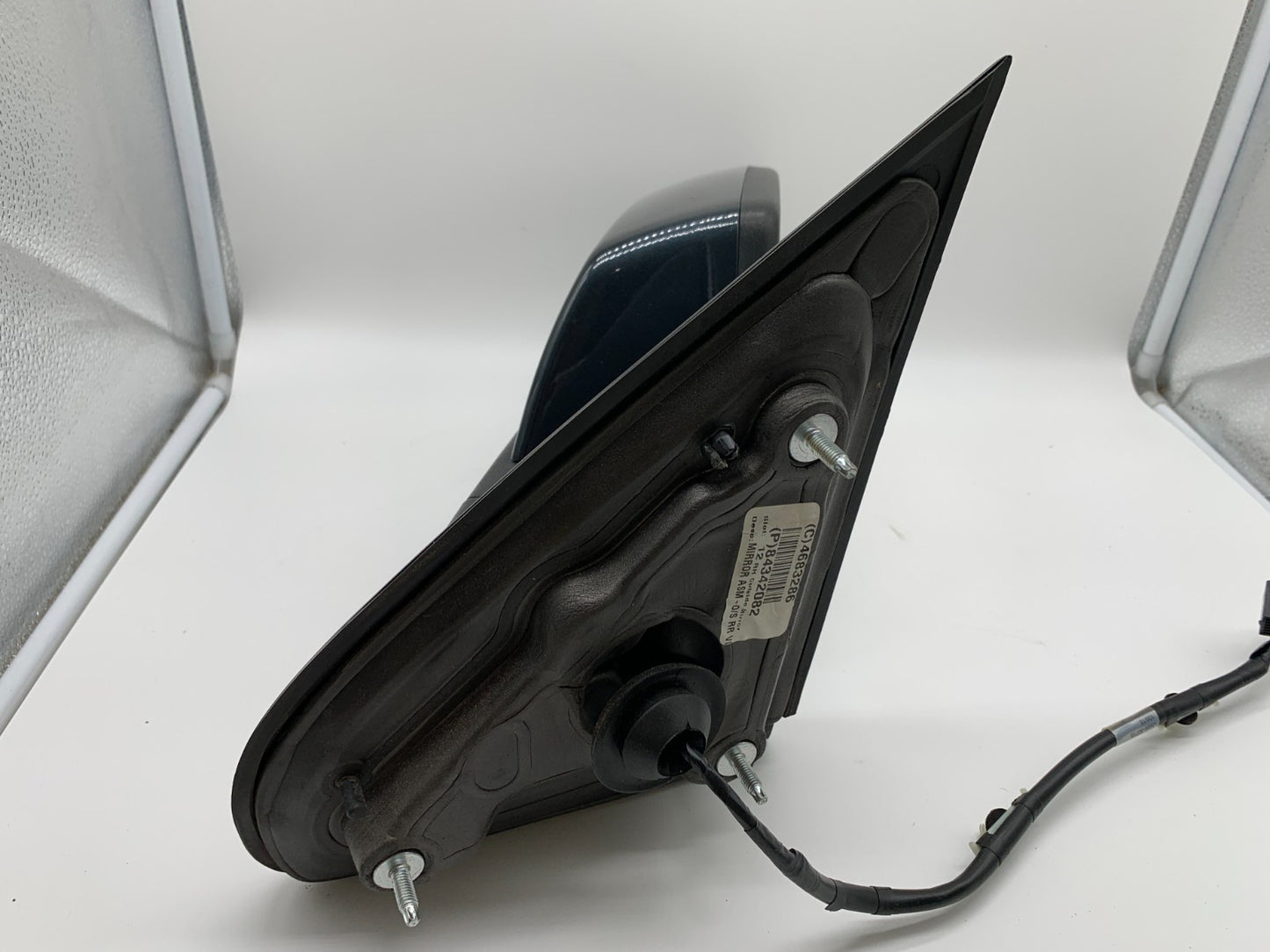 2014-2019 Chevrolet Silverado 1500 Passenger Side Power Door Mirror C03B10002