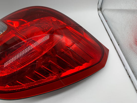2013-2015 Chevrolet Captiva Sport Passenger Side Tail Light OEM C02B16004