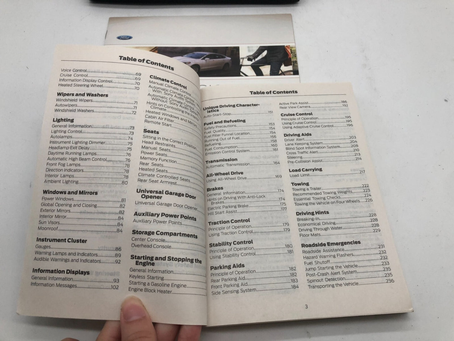 2017 Ford Fusion Owners Manual Set with Case OEM D03B67012