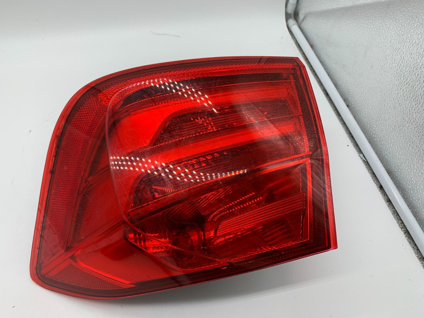 2012-2015 BMW 320 Passenger Side Tail Light Taillight OEM D02B68003