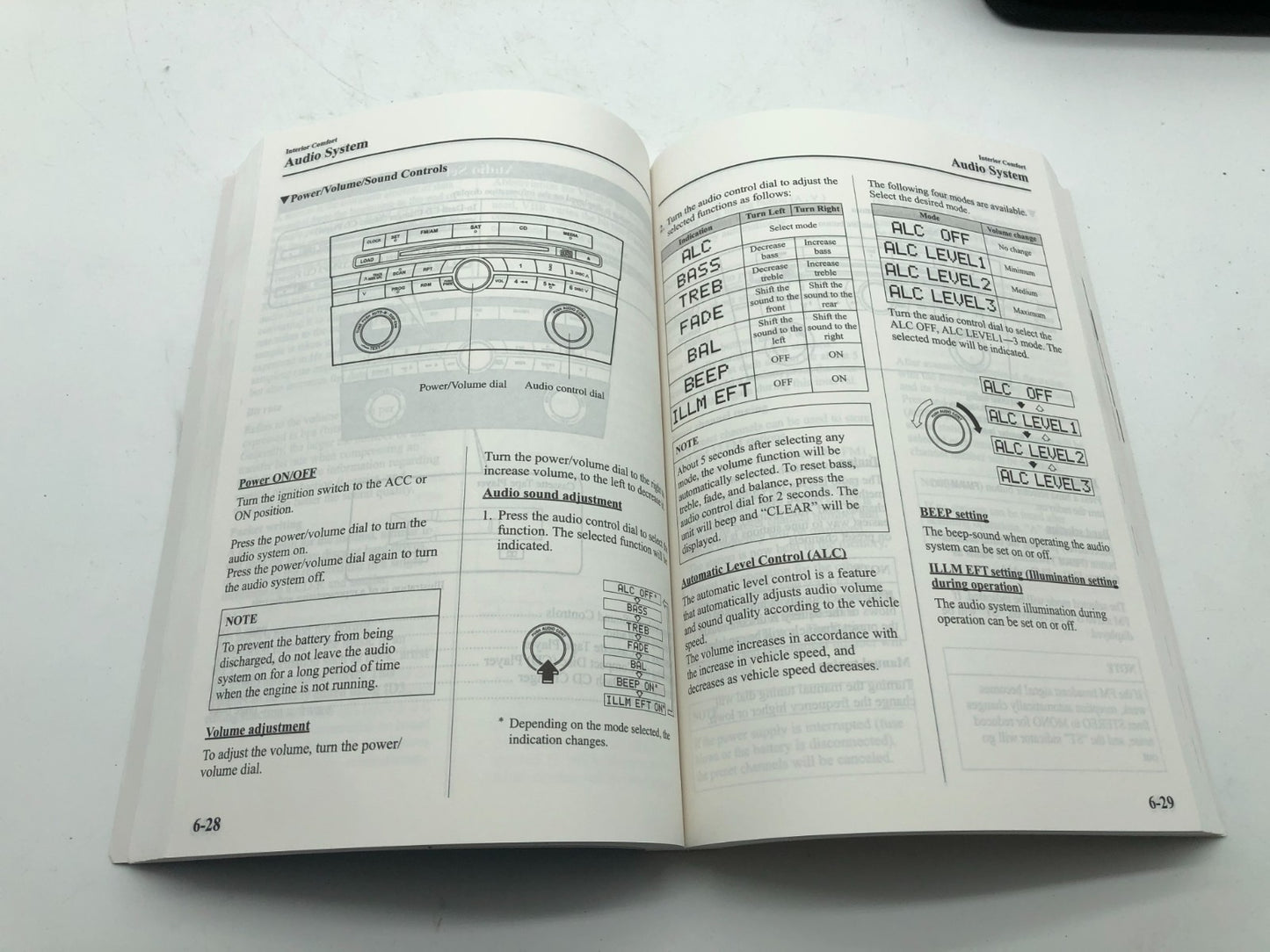 2007 Mazda 3 Owners Manual With Case OEM B04B33049