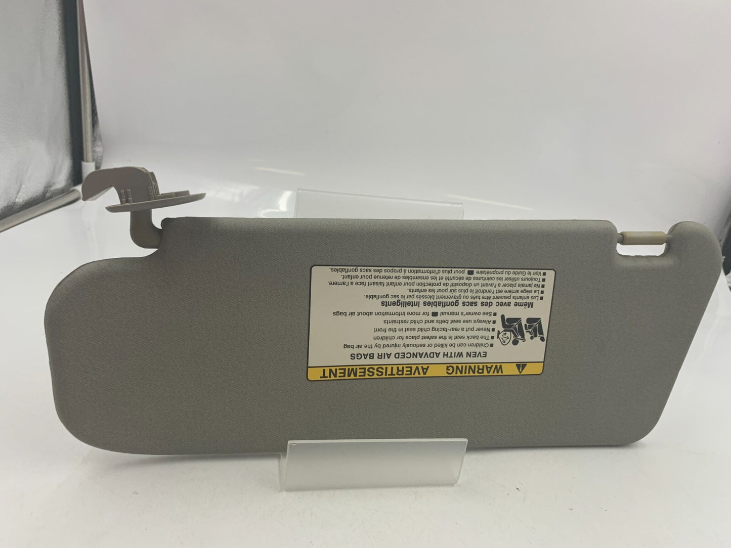 2006-2011 Chevrolet Aveo Passenger Sun Visor Gray OEM D02B33085