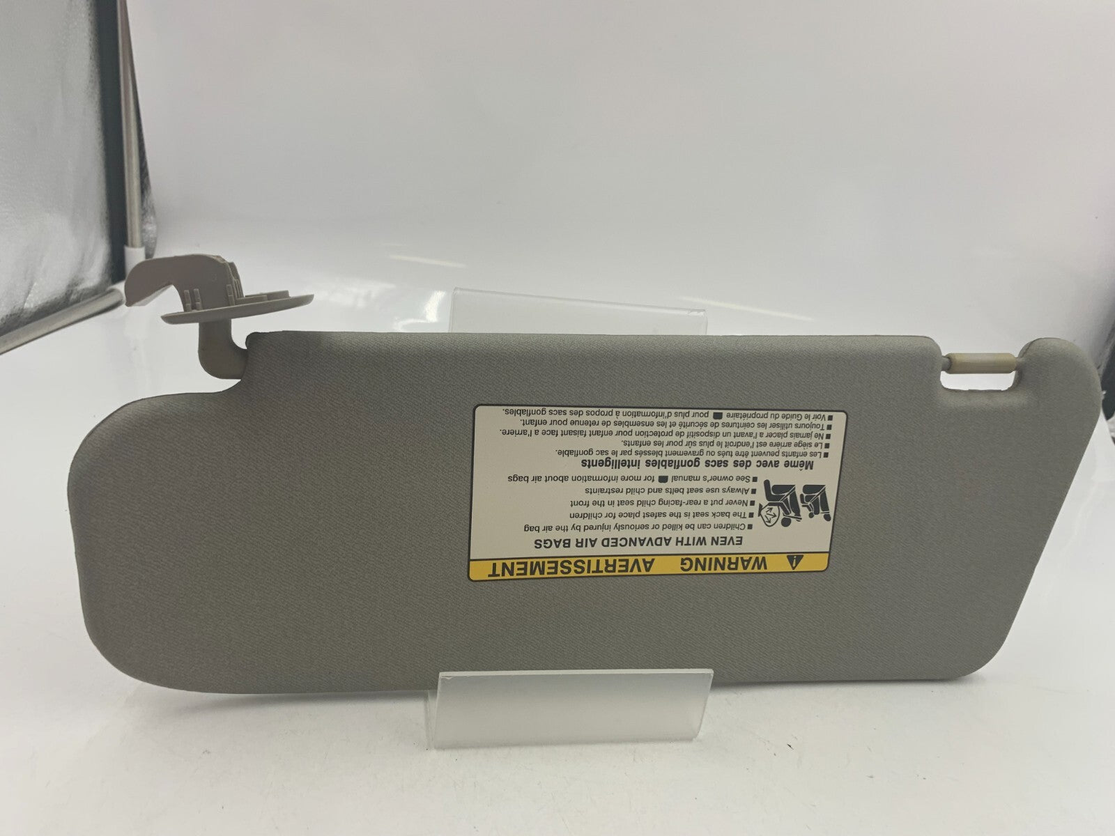 2006-2011 Chevrolet Aveo Passenger Sun Visor Gray OEM D02B33085