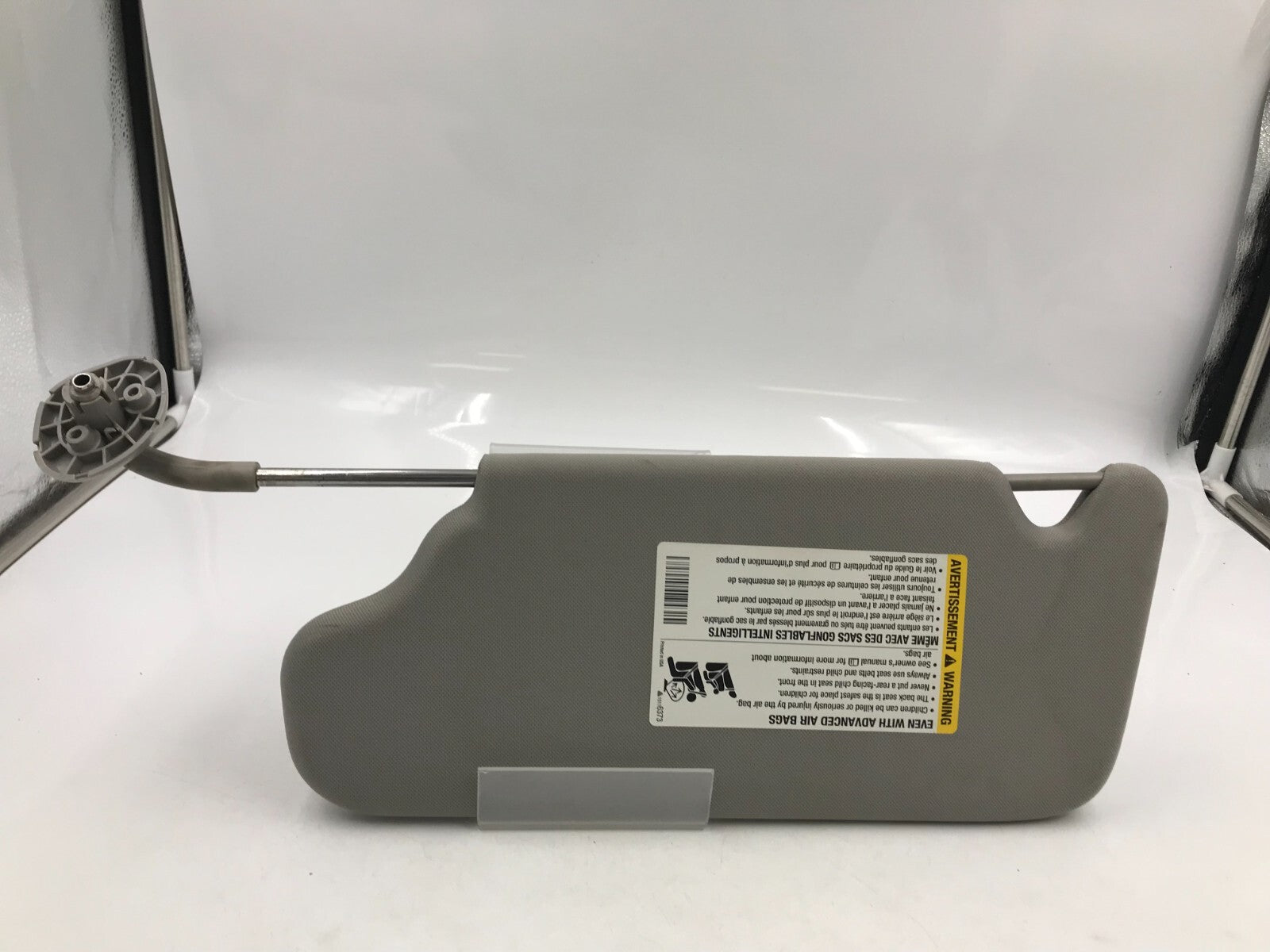 2016-2016 Chevrolet Impala Passenger Sun Visor Gray OEM D04B68006