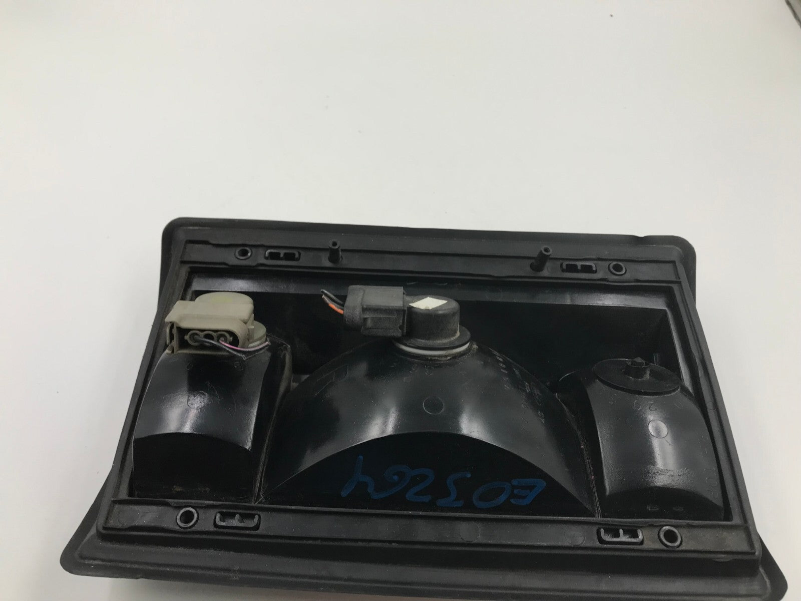 1995-2002 Ford E150 Passenger Tail Light Taillight Lamp OEM