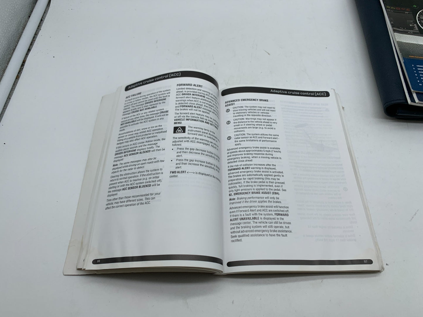 2011 Land Rover Range Rover Sport Owners Manual Set with Case OEM B01B27005