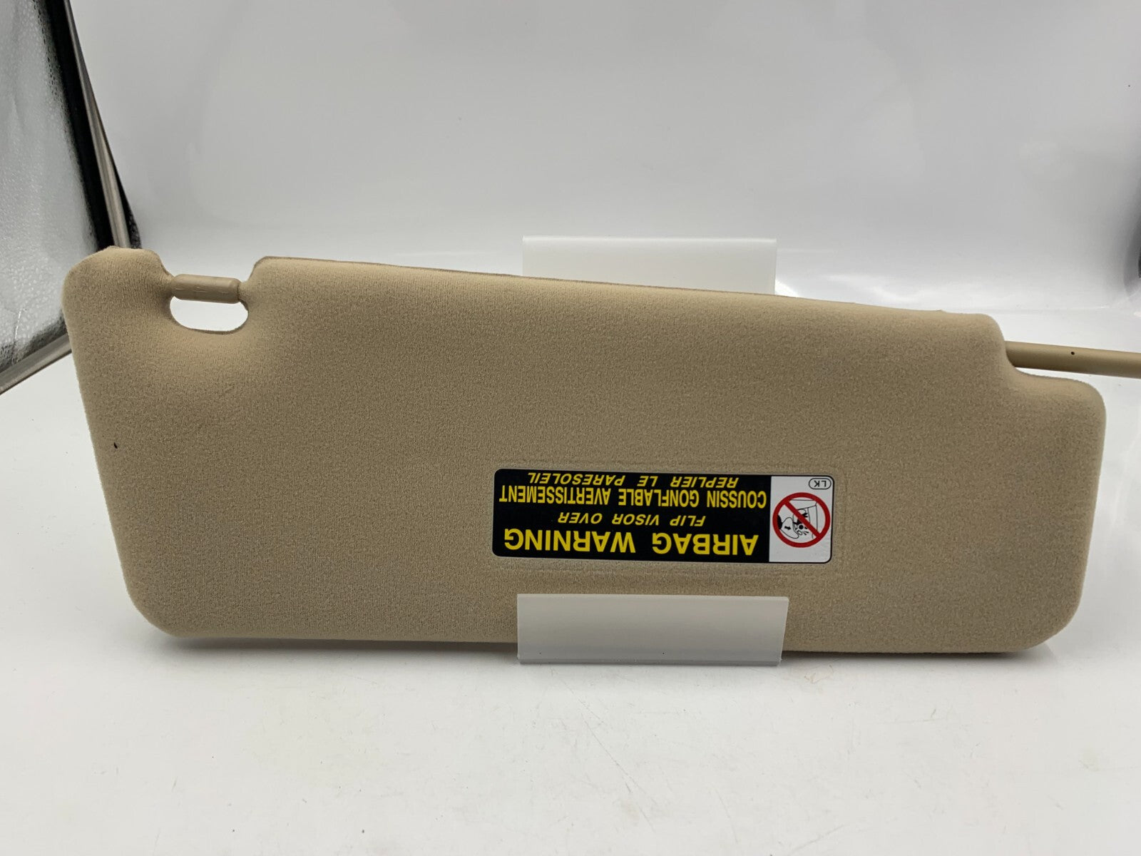 2005-2006 Lexus ES330 Driver Sun Visor Tan Illumination OEM C04B26075