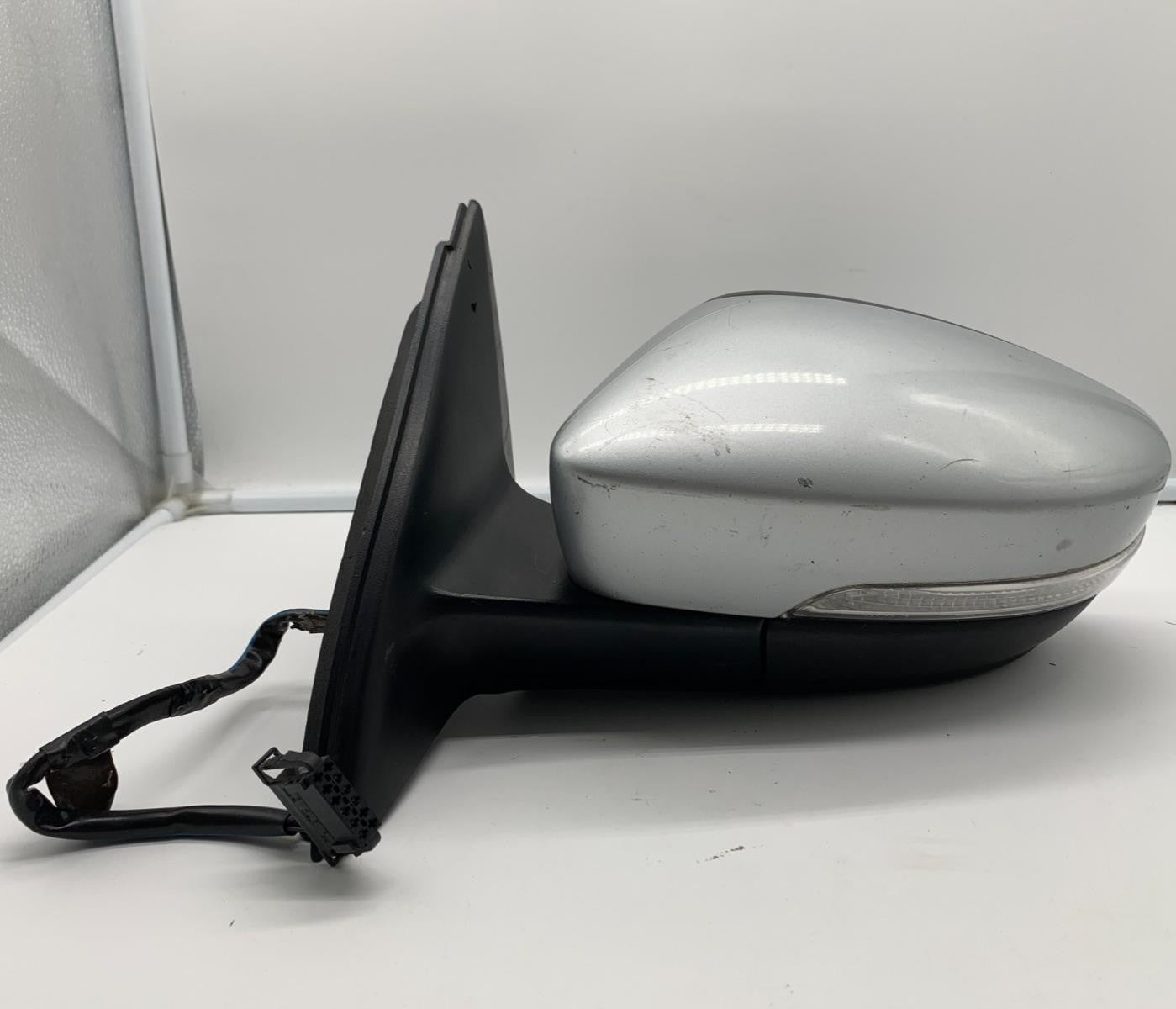 2011-2014 Volkswagen Jetta Driver Side View Power Door Mirror Silver OEM