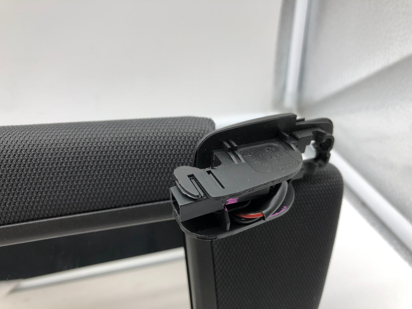 2012-2015 Audi A6 Passenger Sun Visor Black Illuminated OEM C02B44001