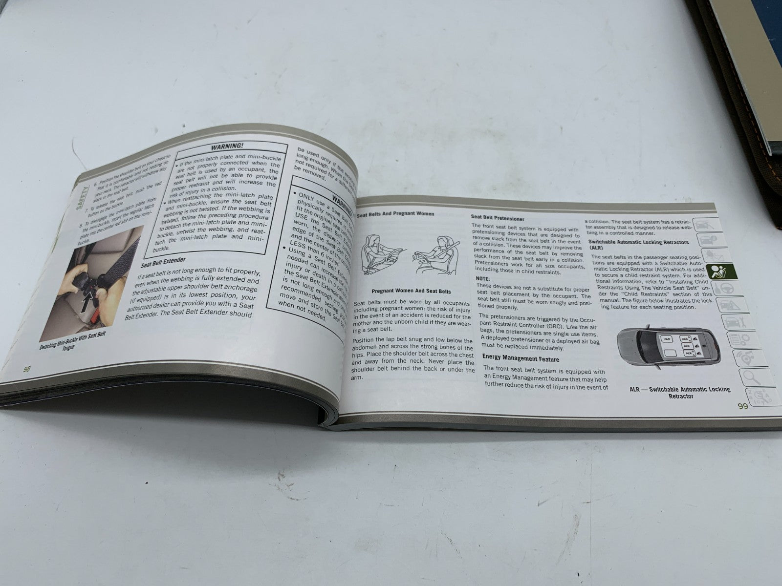 2016 Jeep Compass Owners Manual Set with Case OEM D01B56004