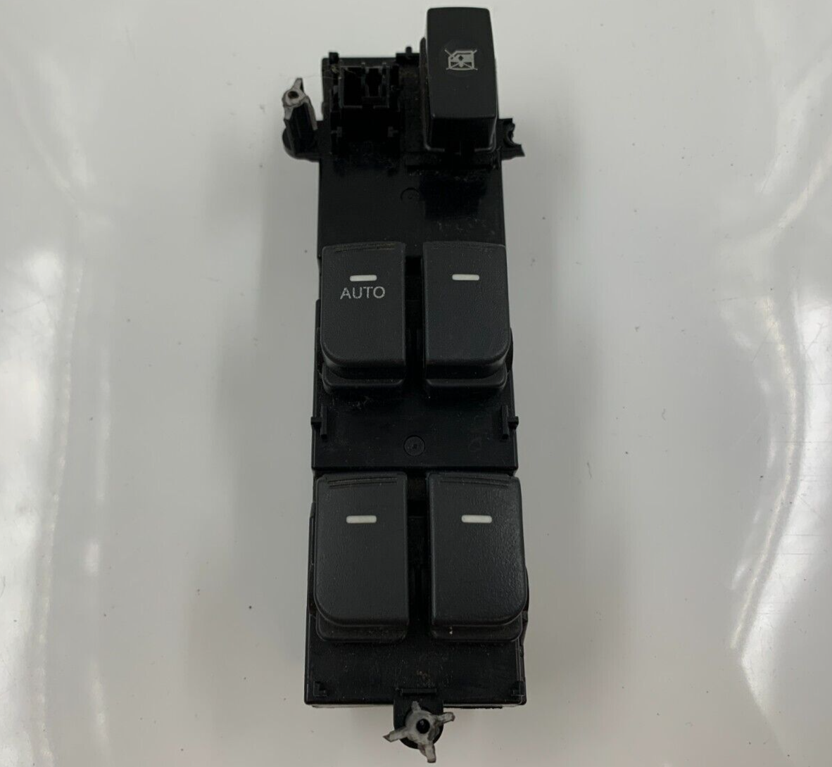 2010-2013 Kia Soul Master Power Window Switch OEM D03B33036