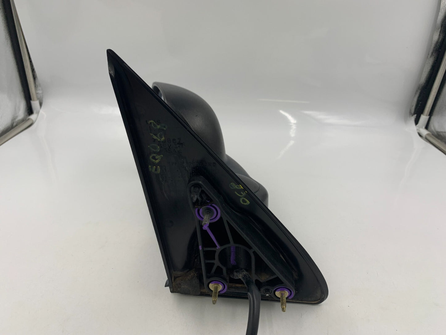 2002-2007 Jeep Liberty Driver Side View Power Door Mirror Black OEM D03B60003