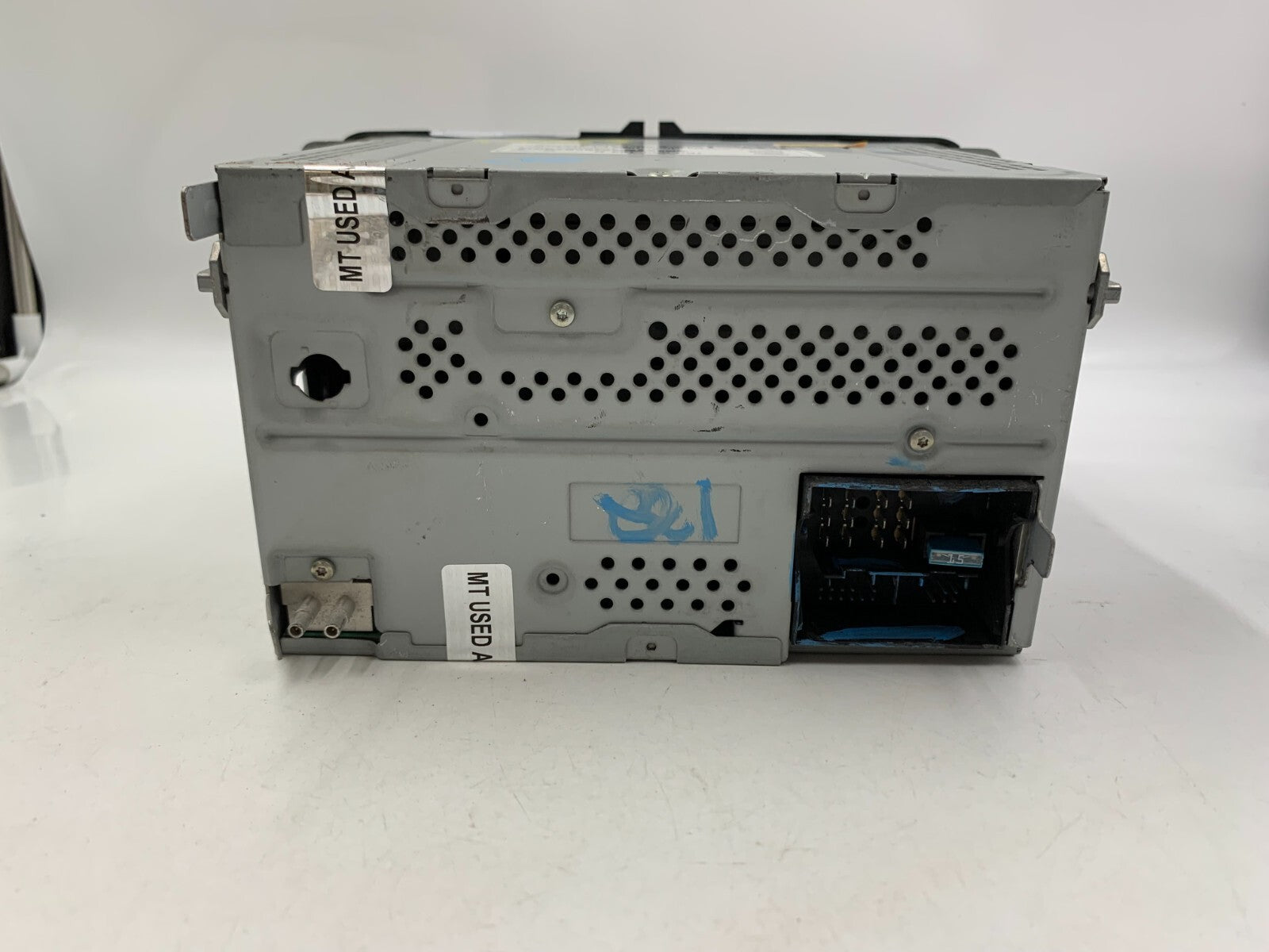 2011-2014 Volkswagen Jetta AM FM CD Player Radio Receiver OEM C02B06025